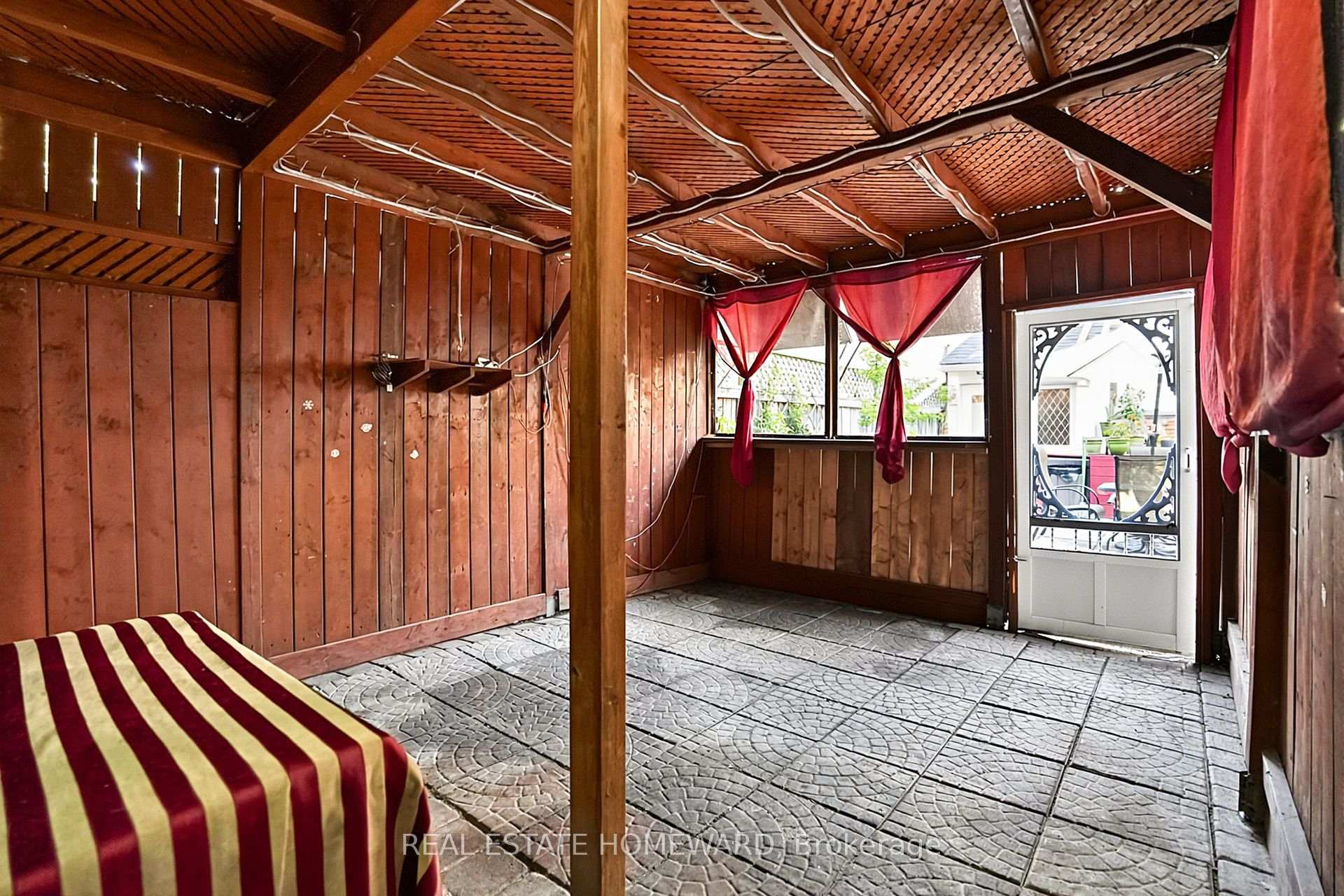 Property photo 30