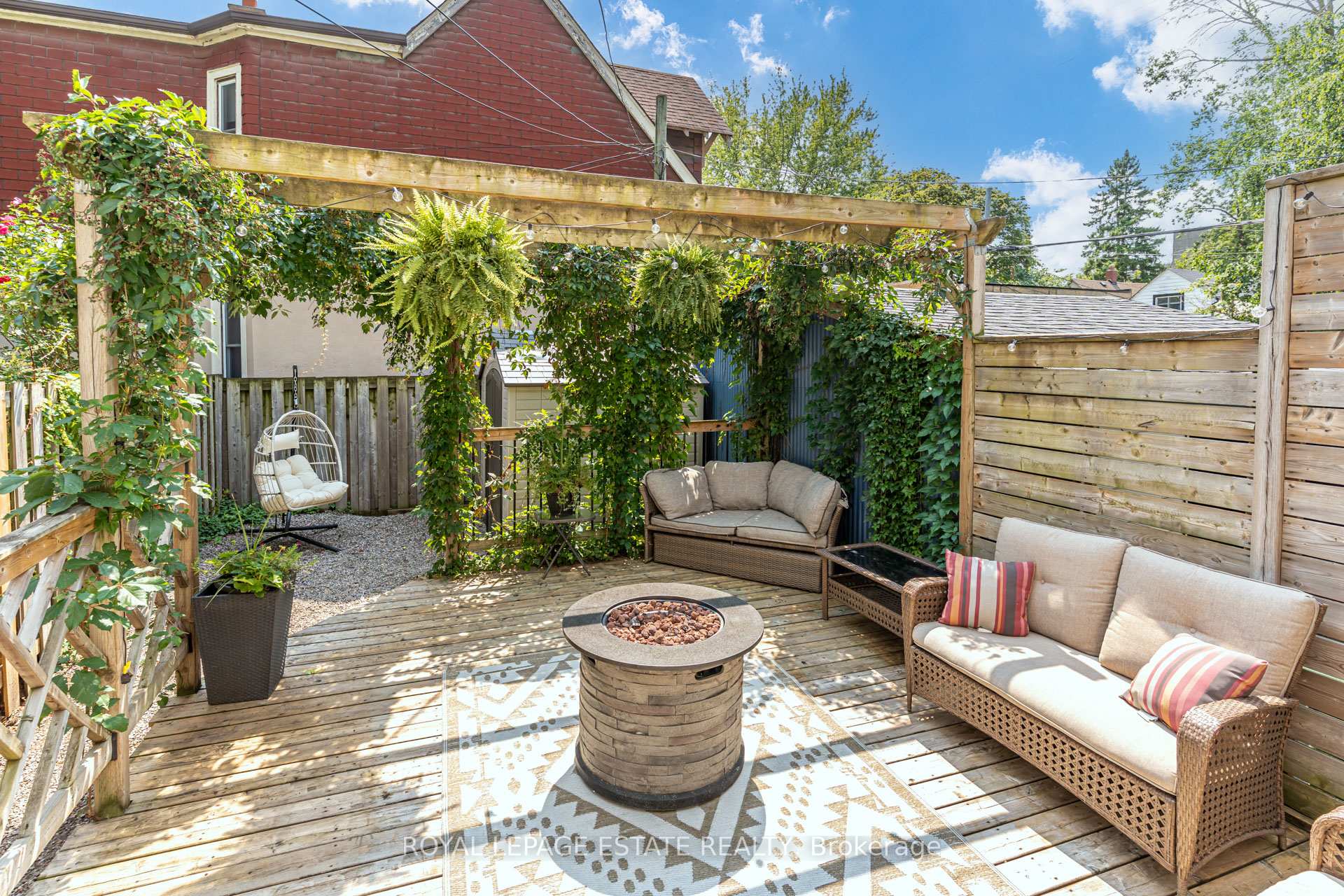 Property photo 28
