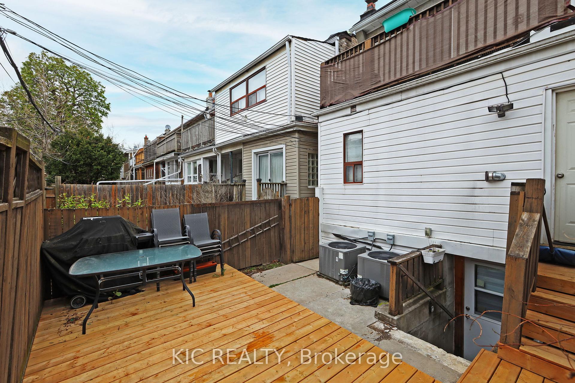 Property photo 33