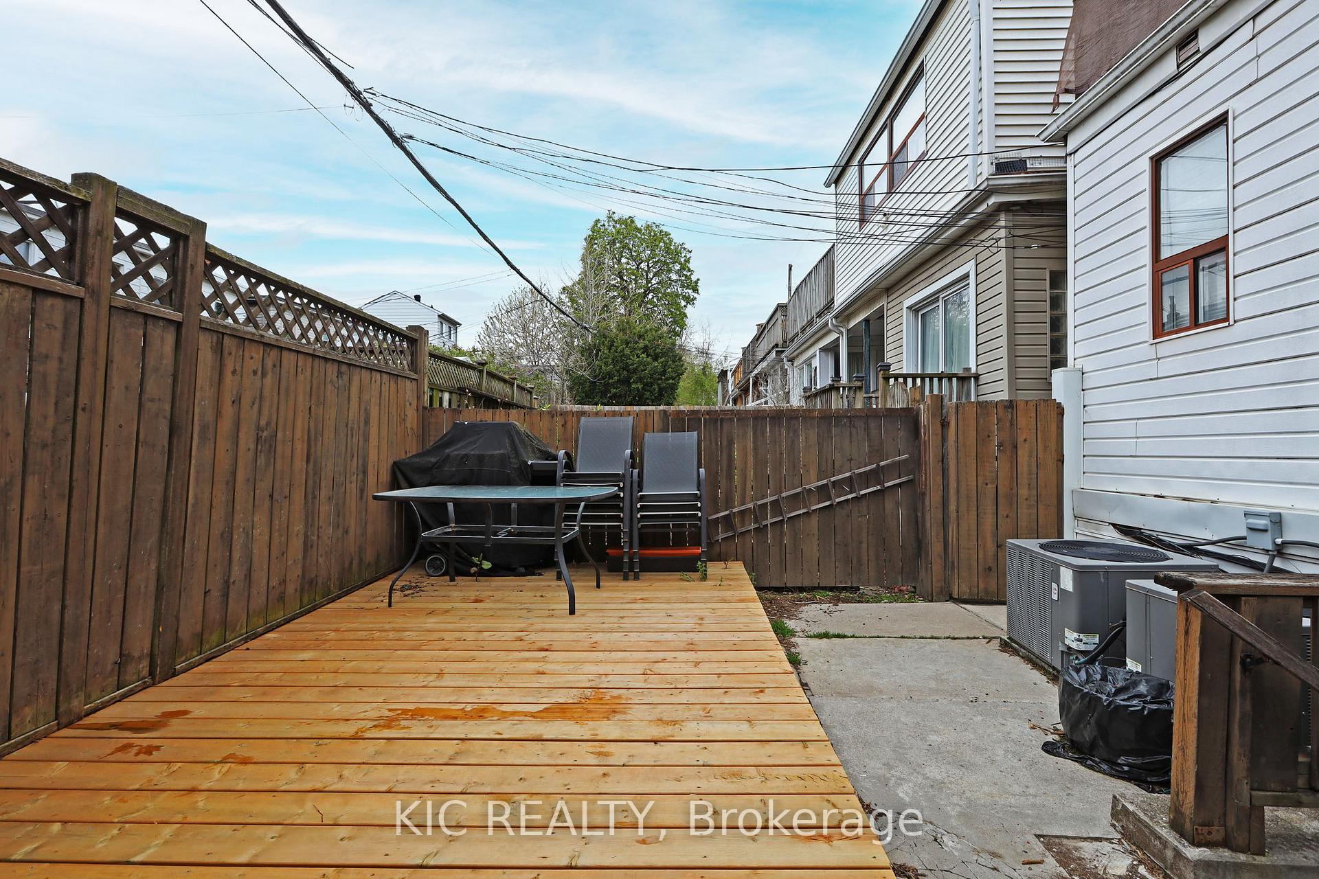 Property photo 34