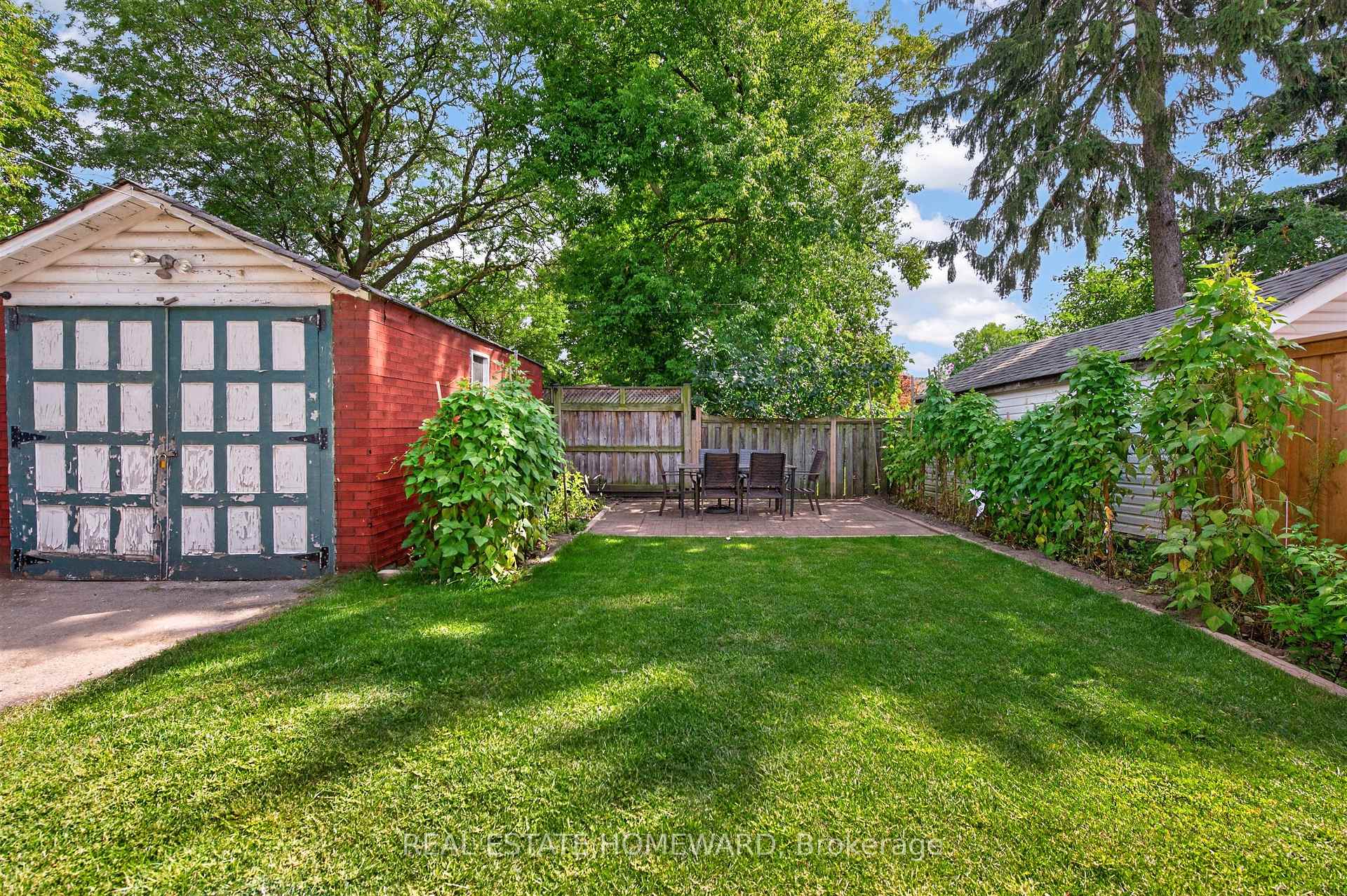 Property photo 25