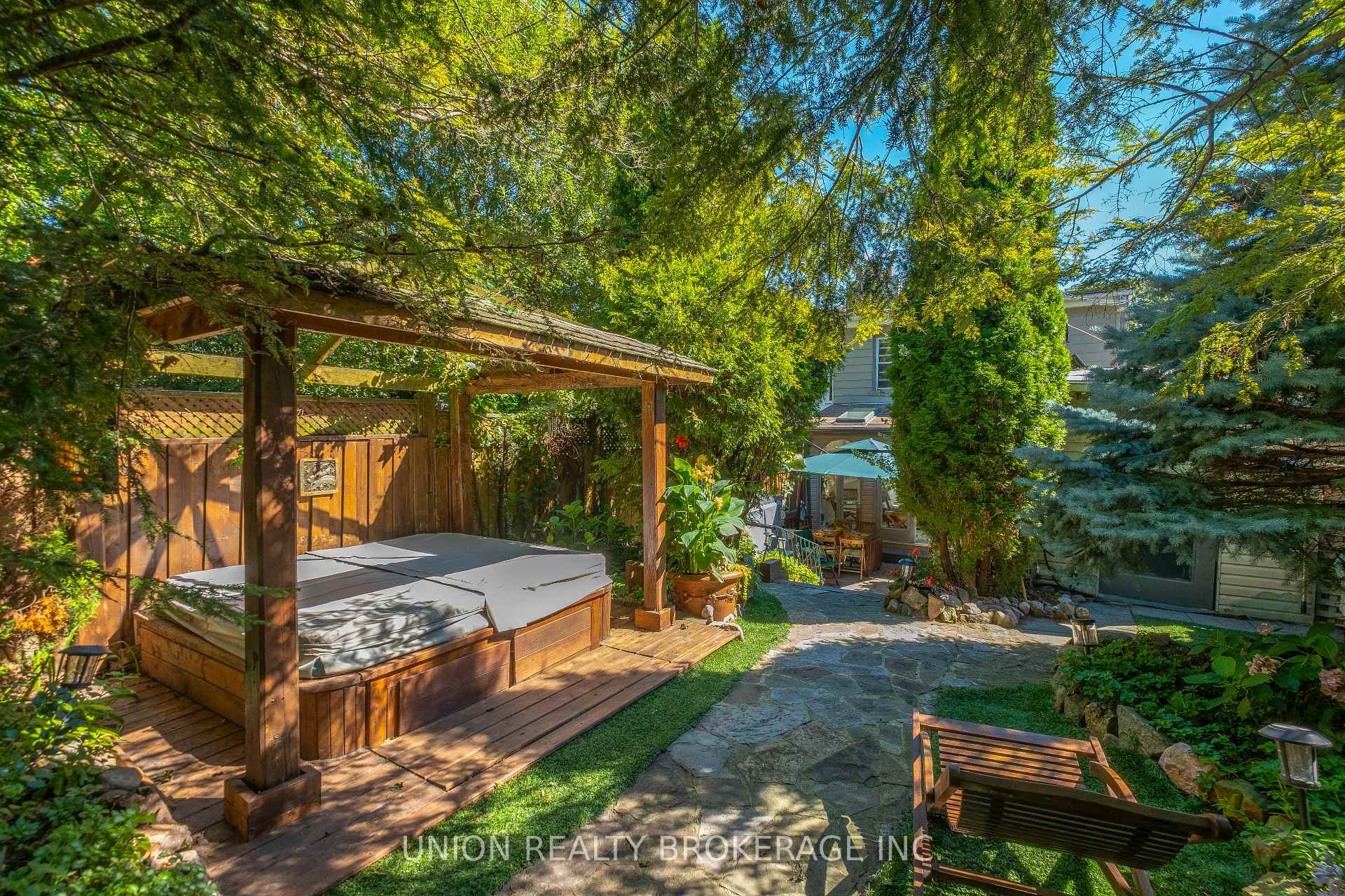 Property photo 36