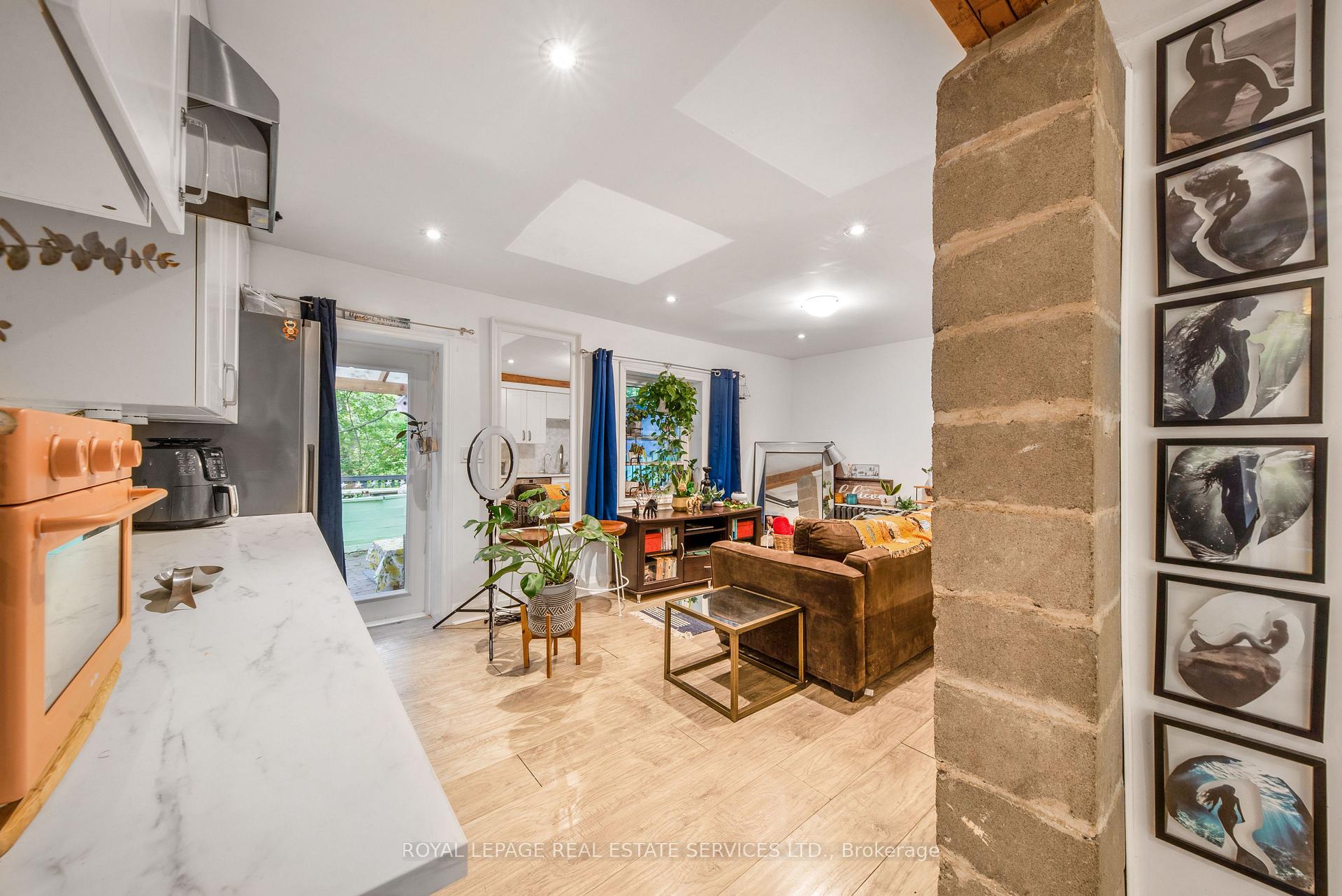 Property photo 32