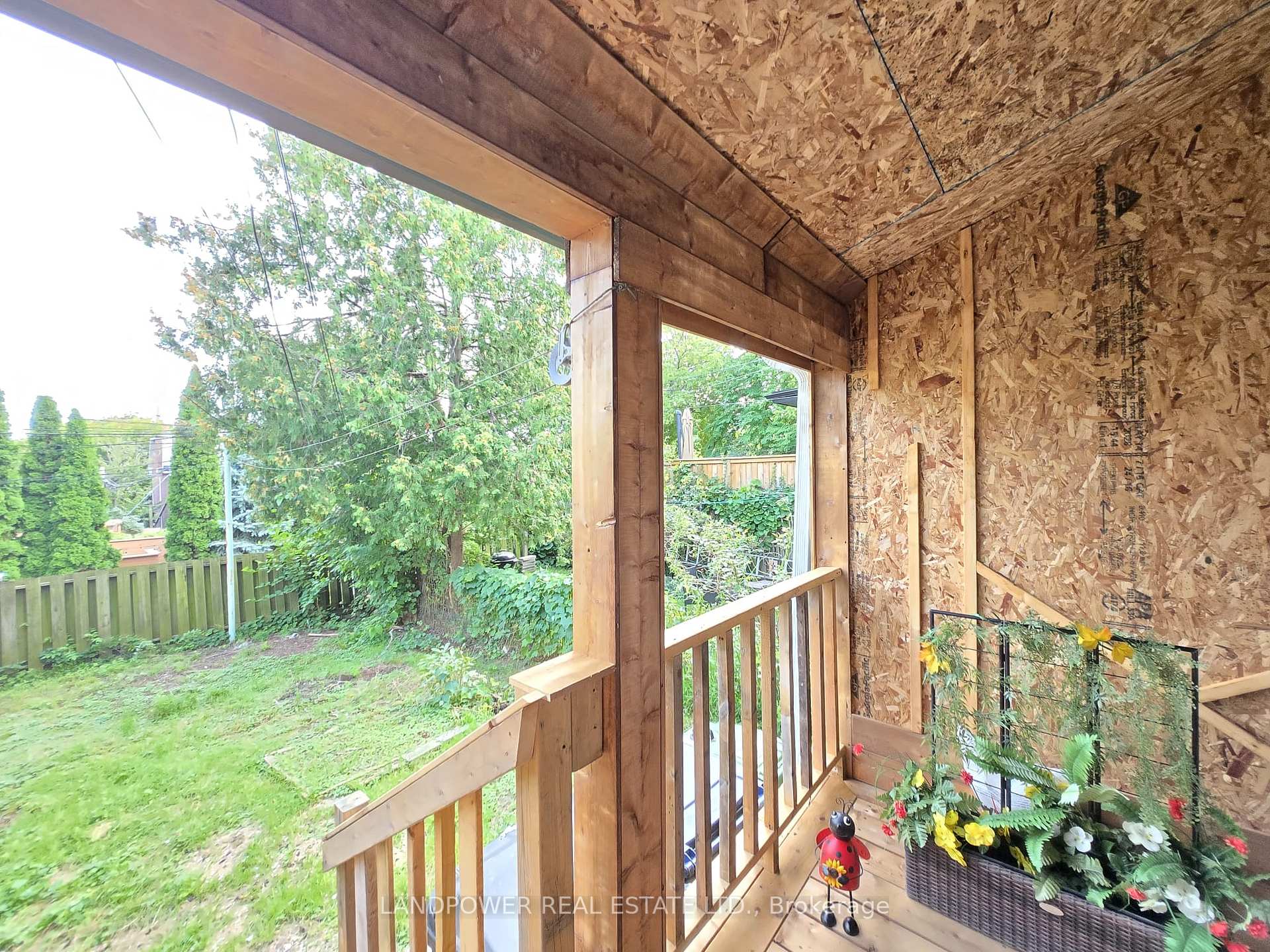 Property photo 37