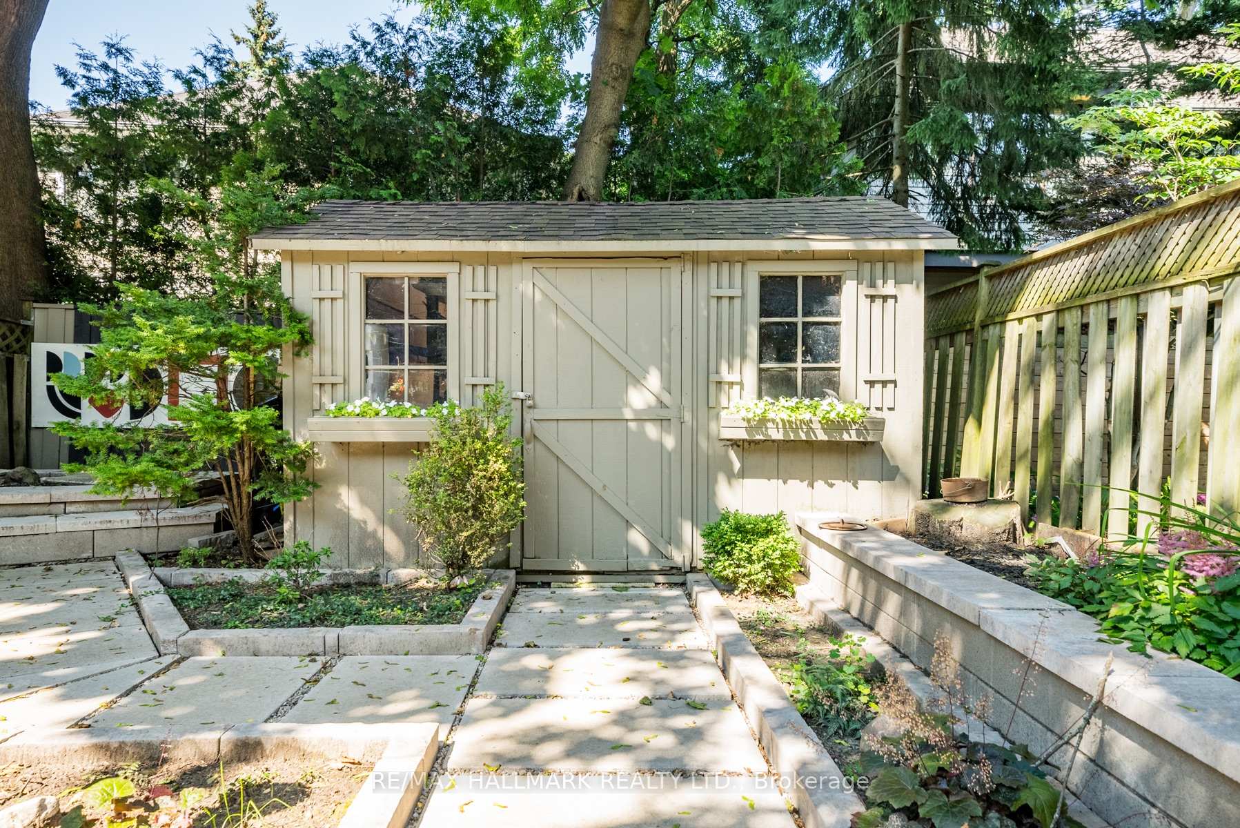 Property photo 38
