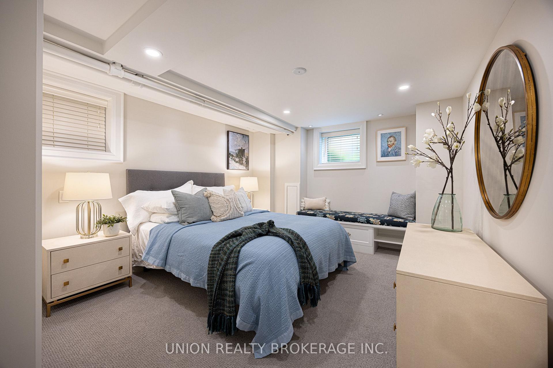 Property photo 32