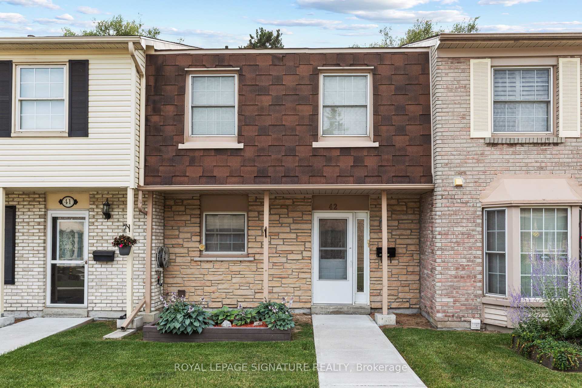 42 – 580 Eyer Drive