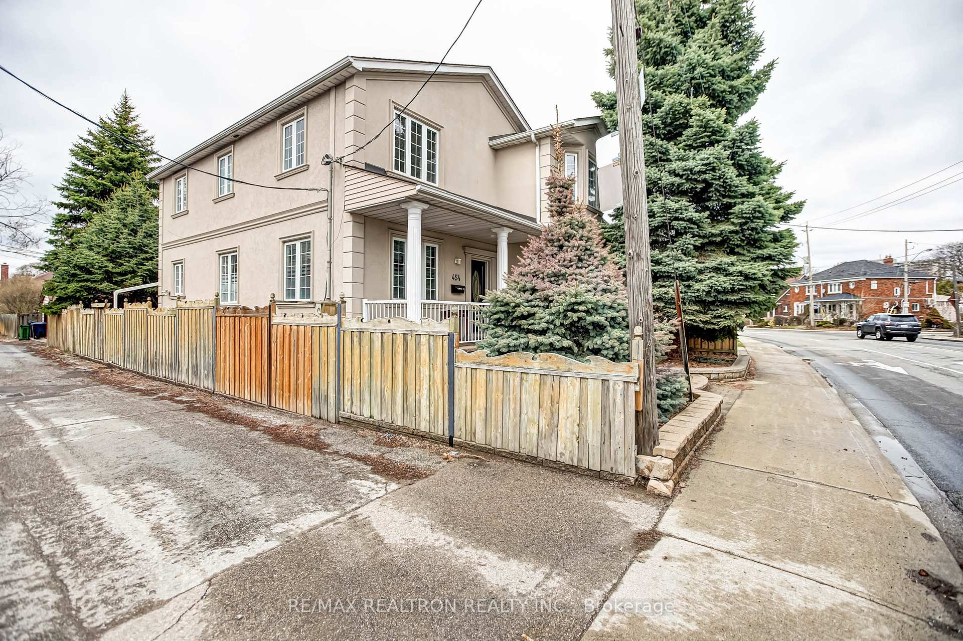 Property photo 28