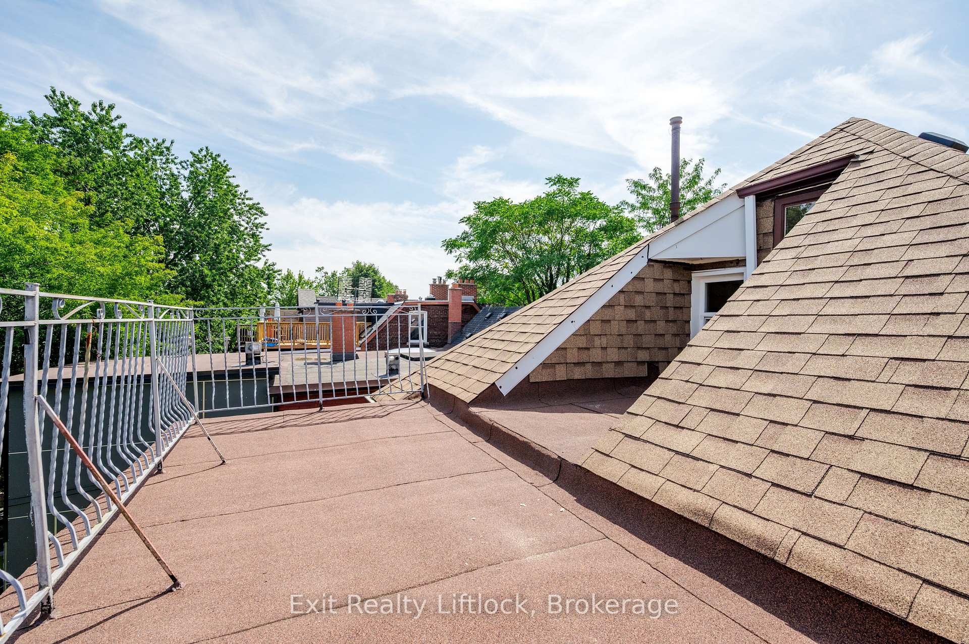 Property photo 31