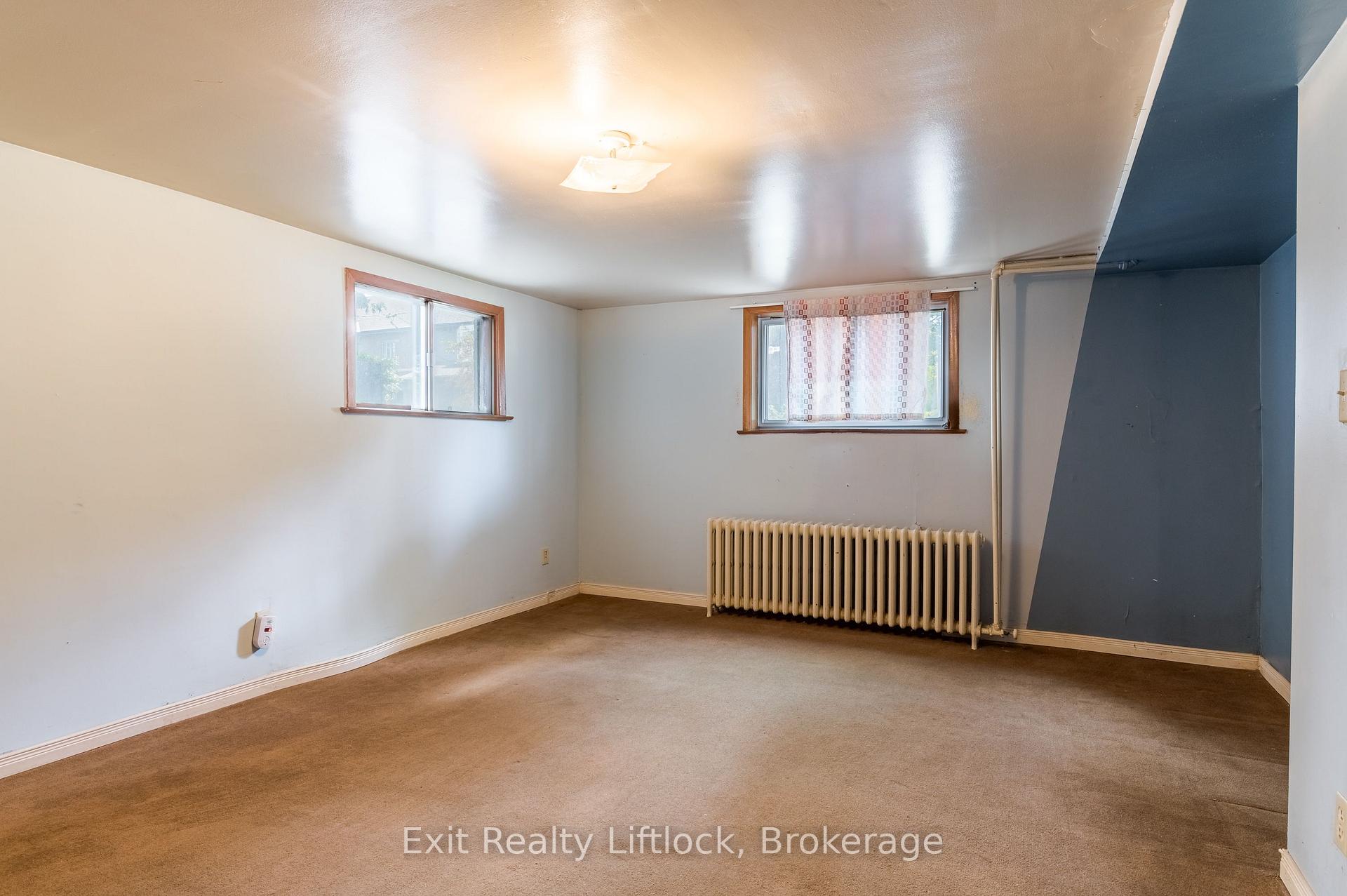 Property photo 37