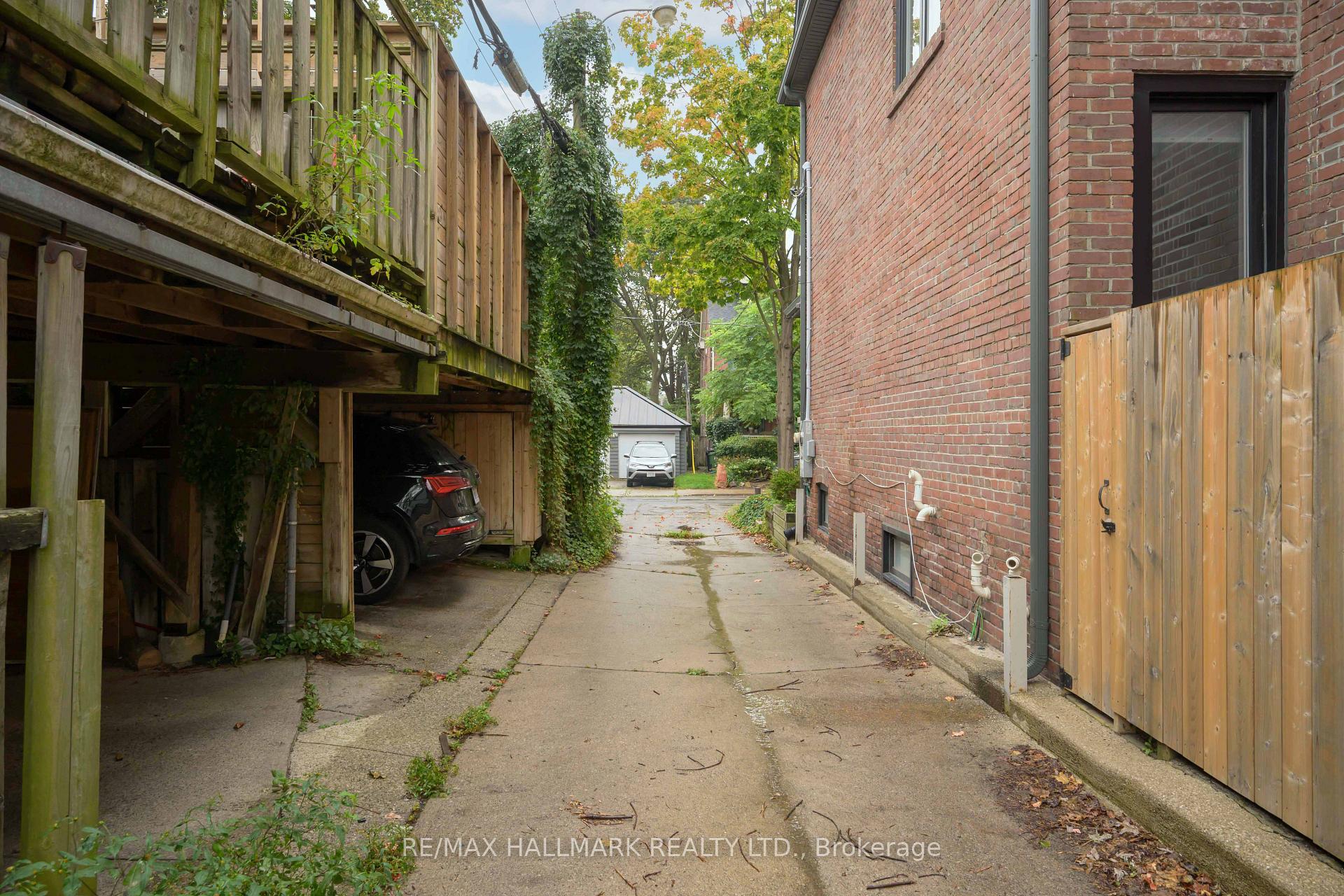 Property photo 28