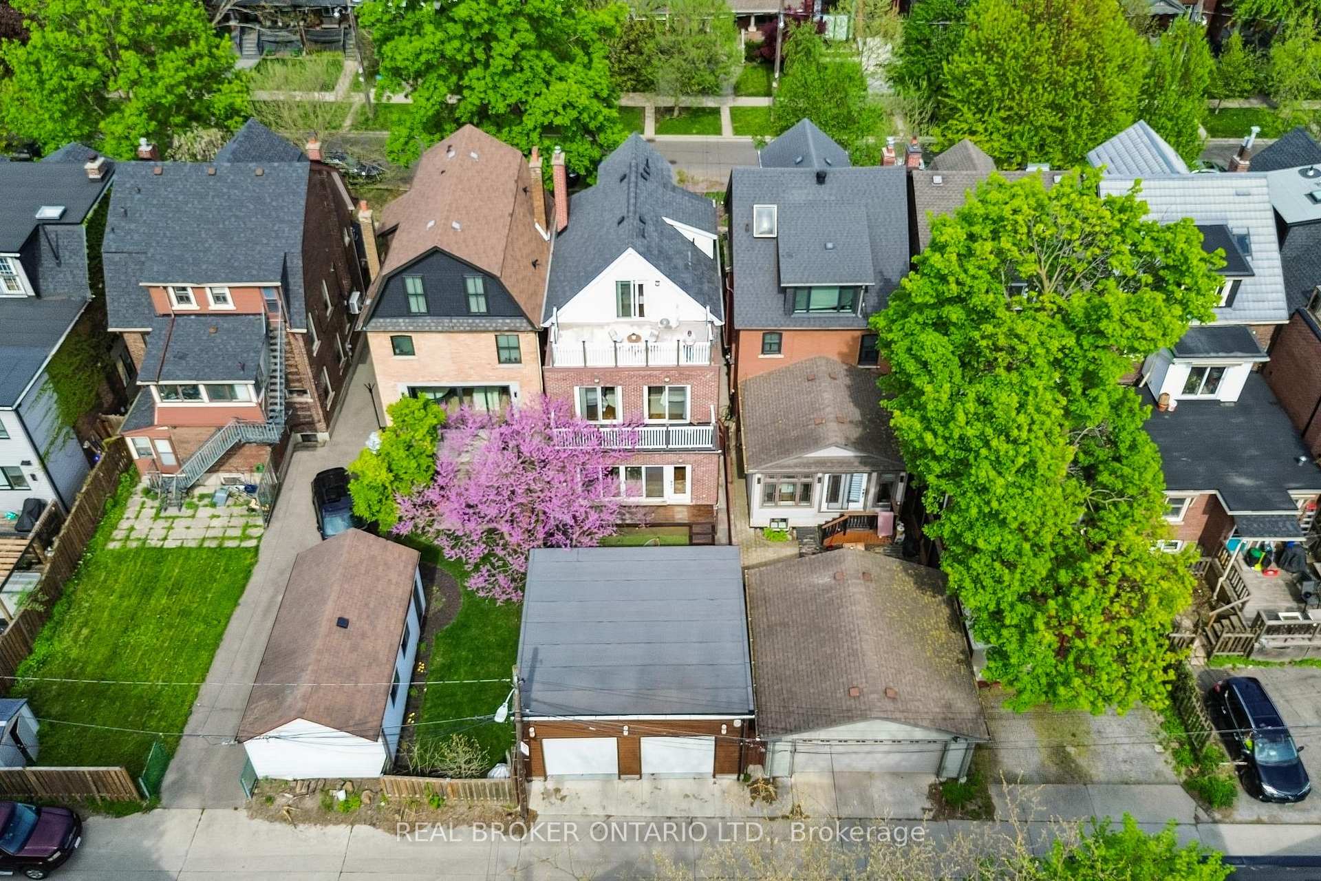 Property photo 35
