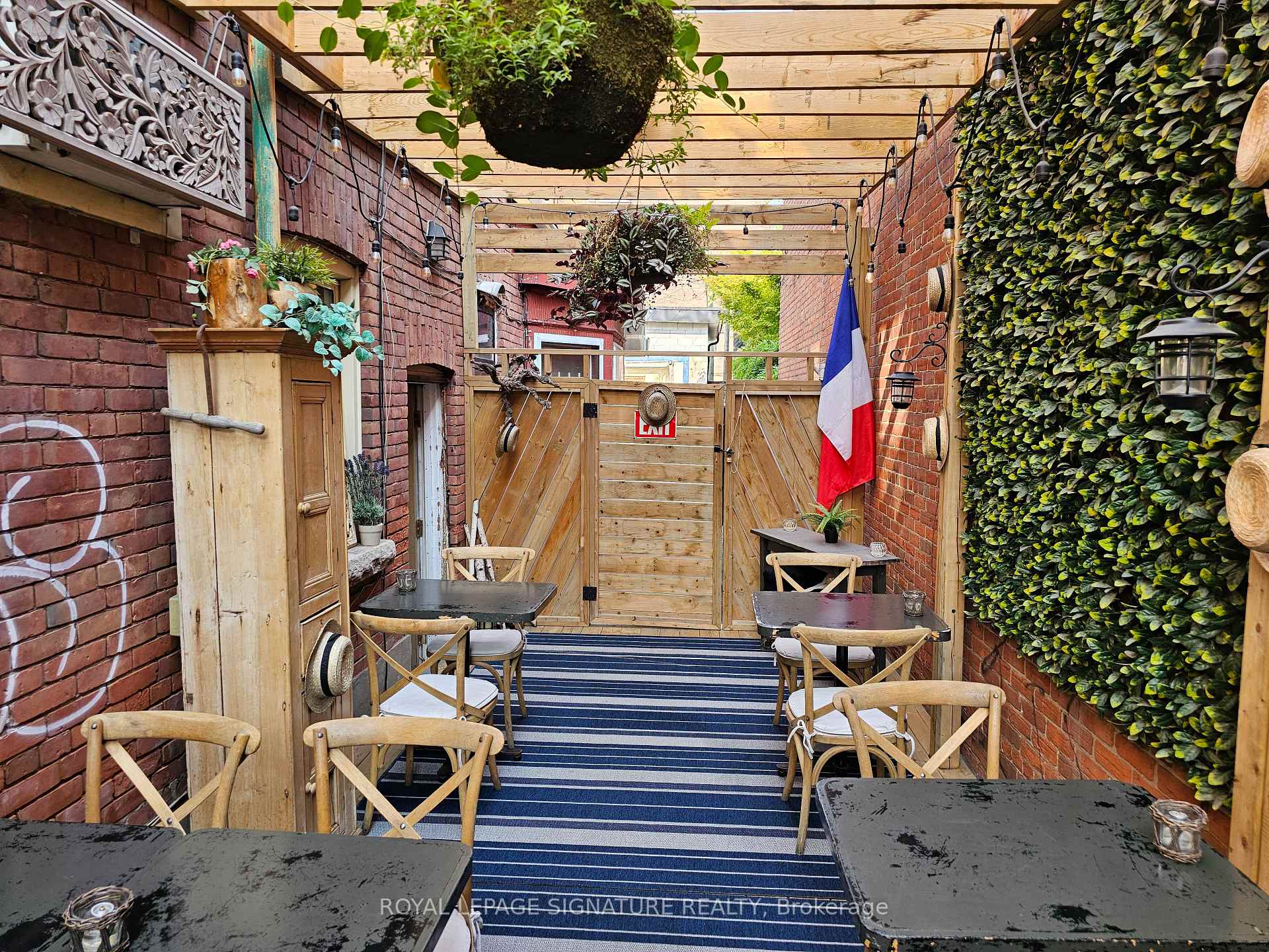 Property photo 25