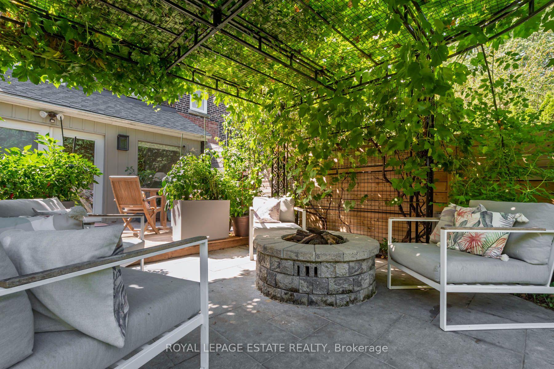Property photo 32