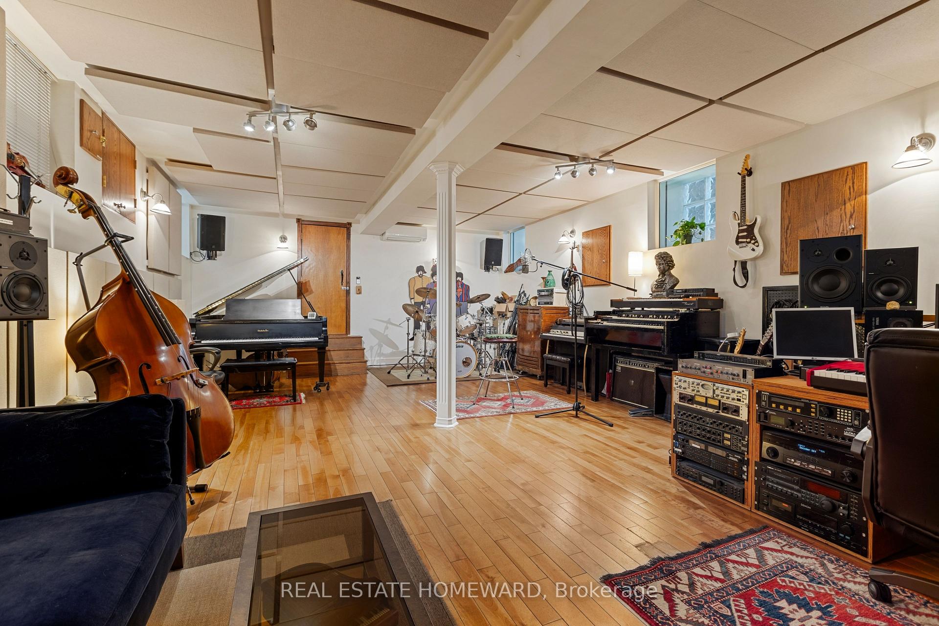 Property photo 31