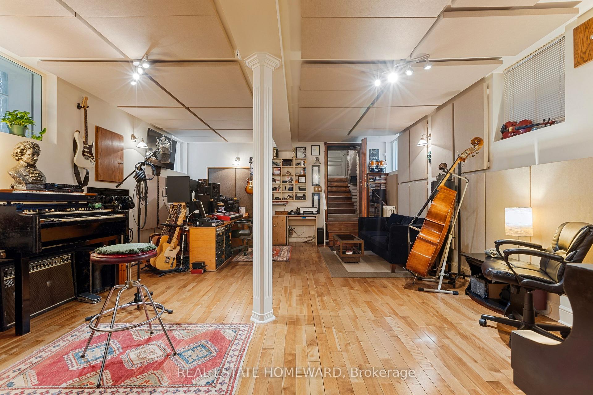 Property photo 32