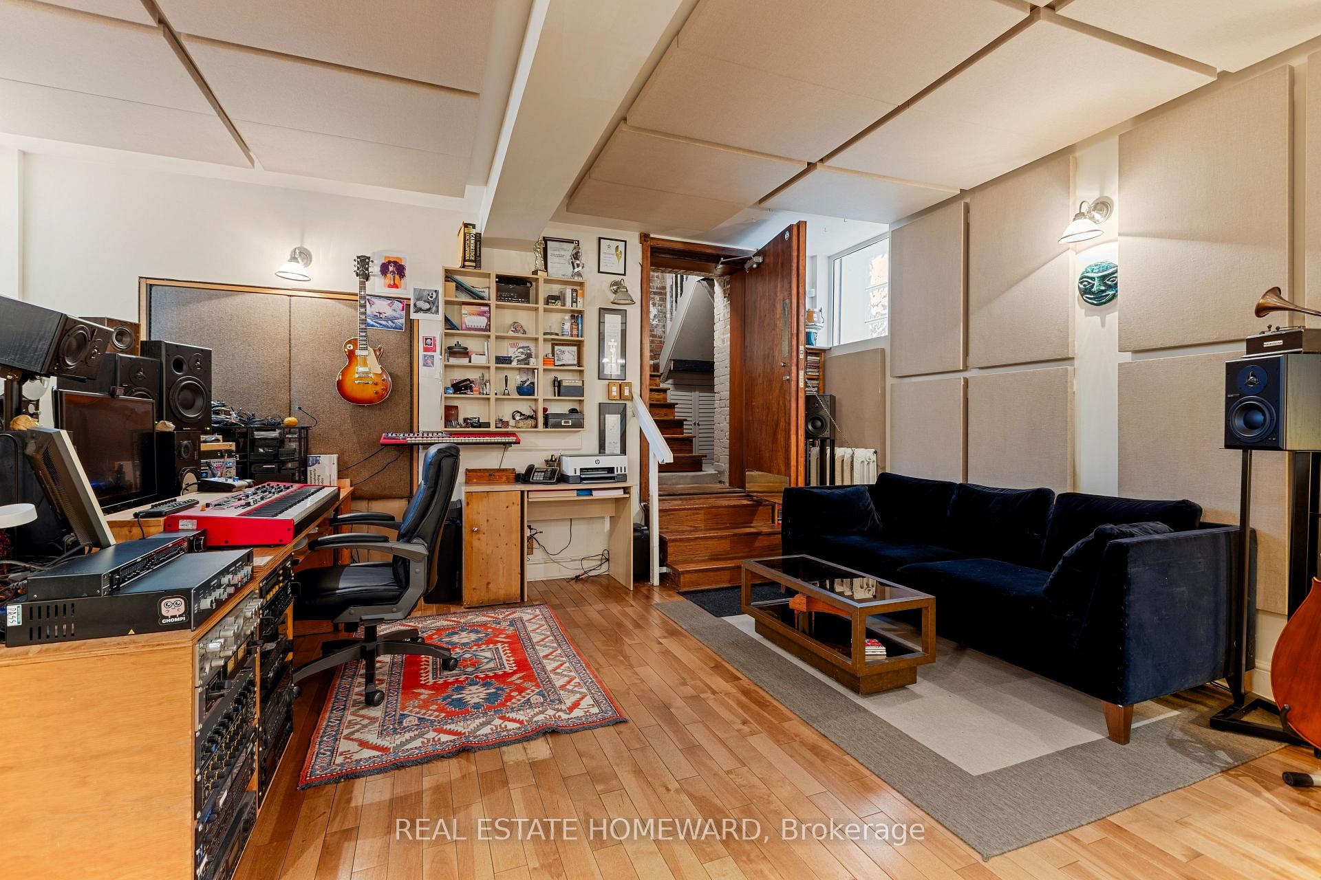 Property photo 33