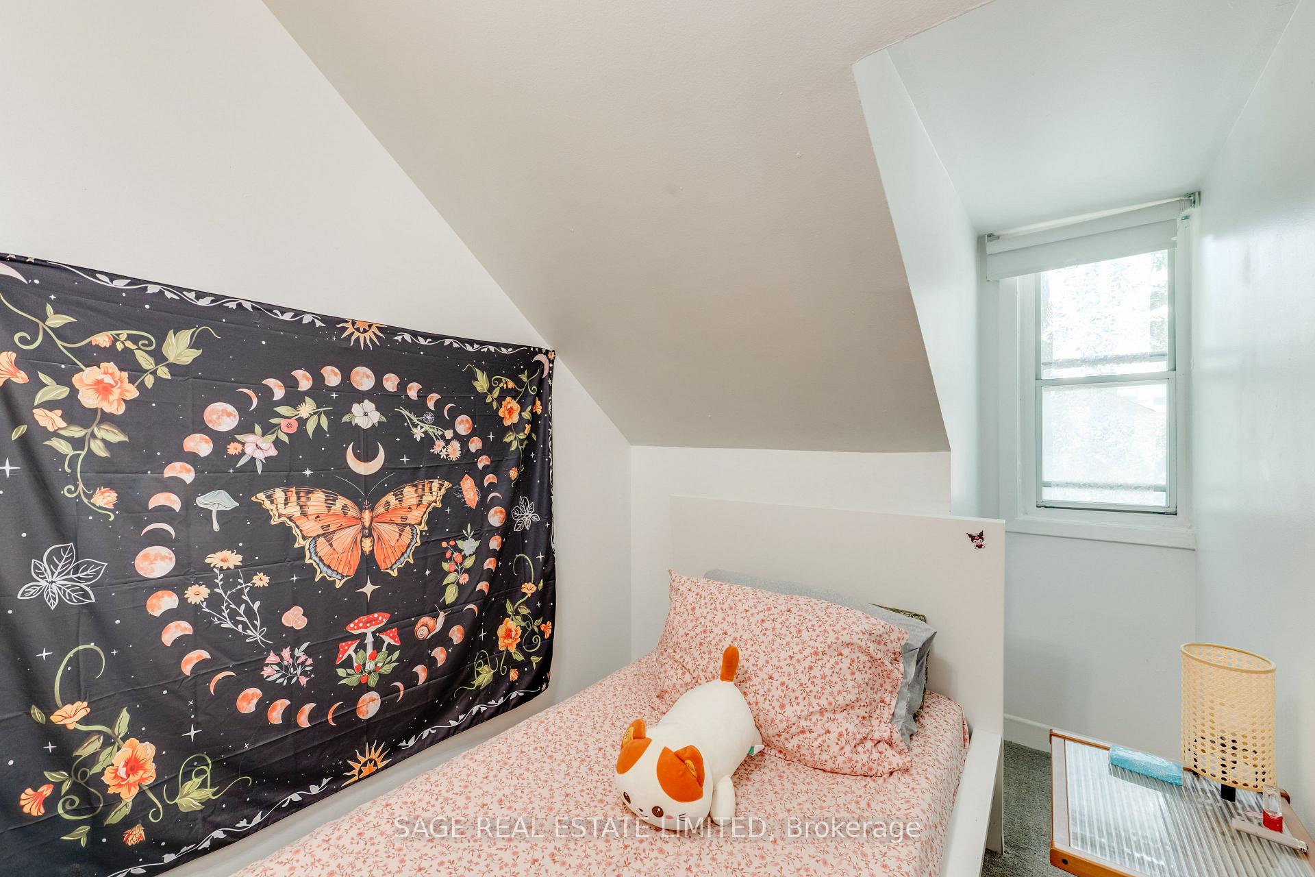 Property photo 32