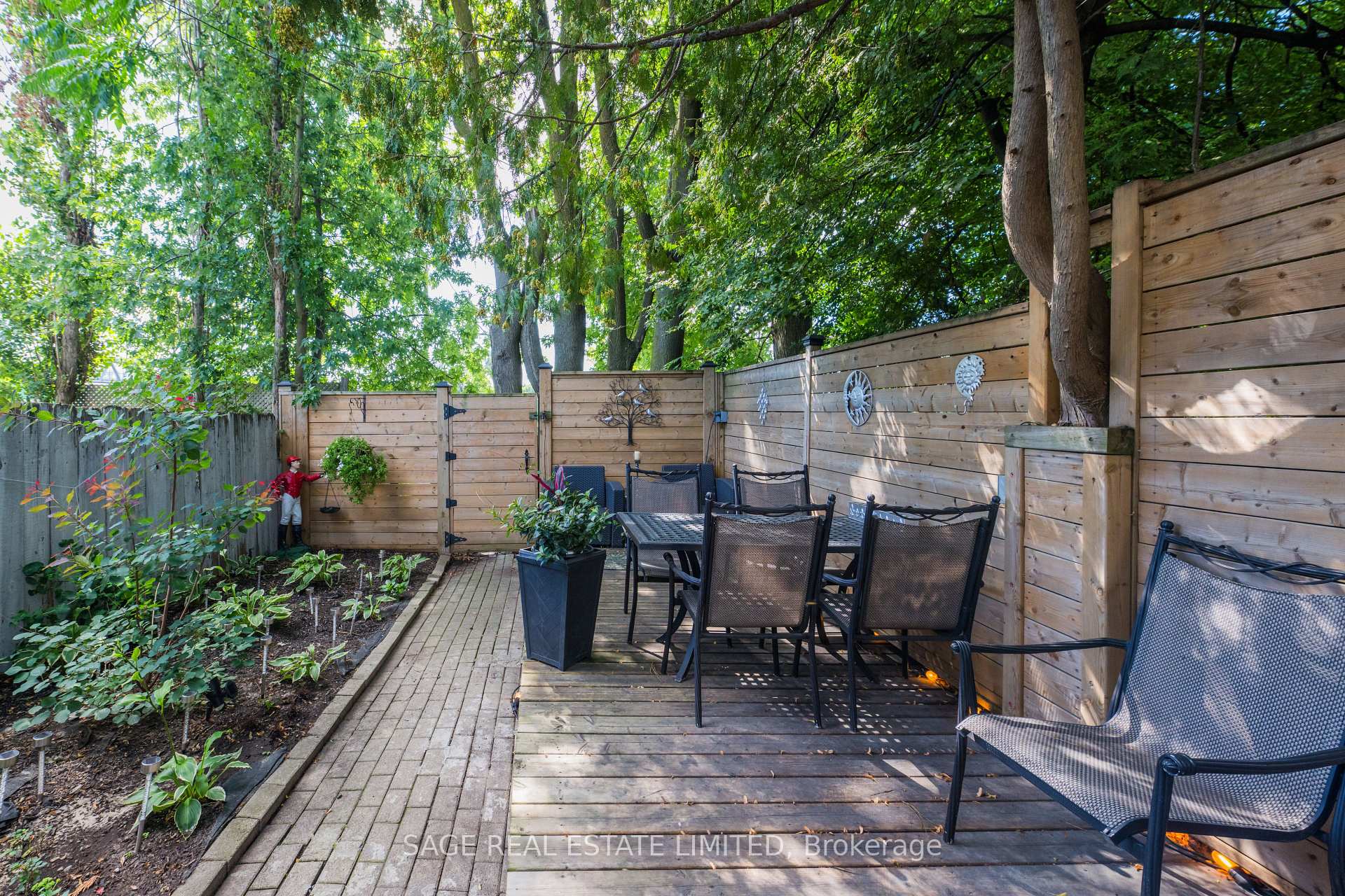 Property photo 42