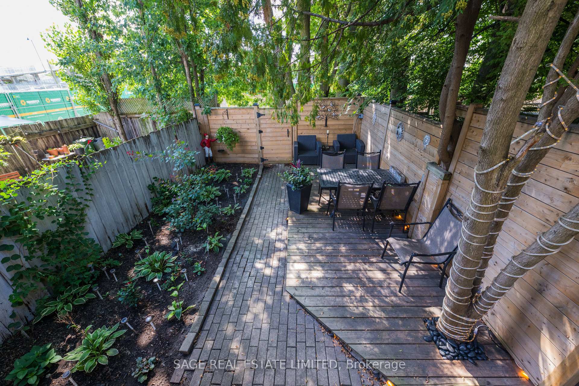 Property photo 44