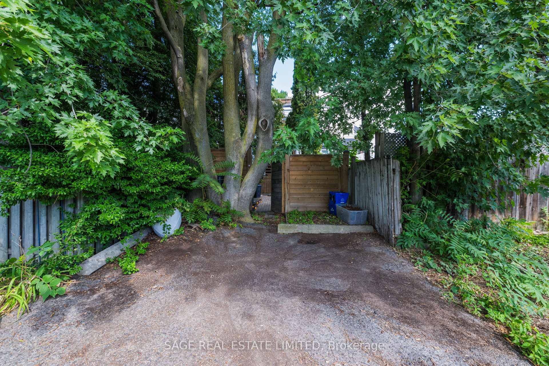 Property photo 47