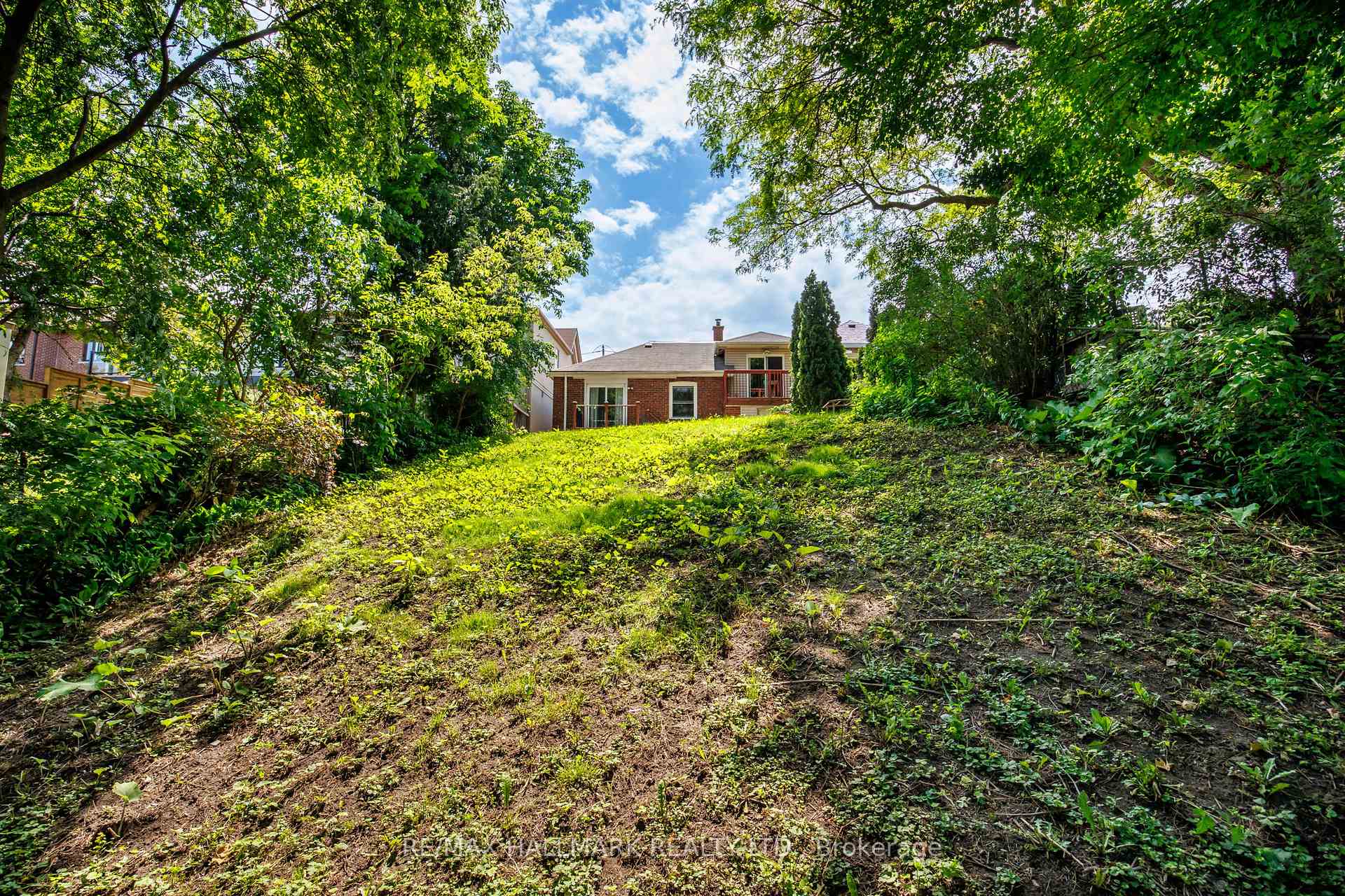 Property photo 36