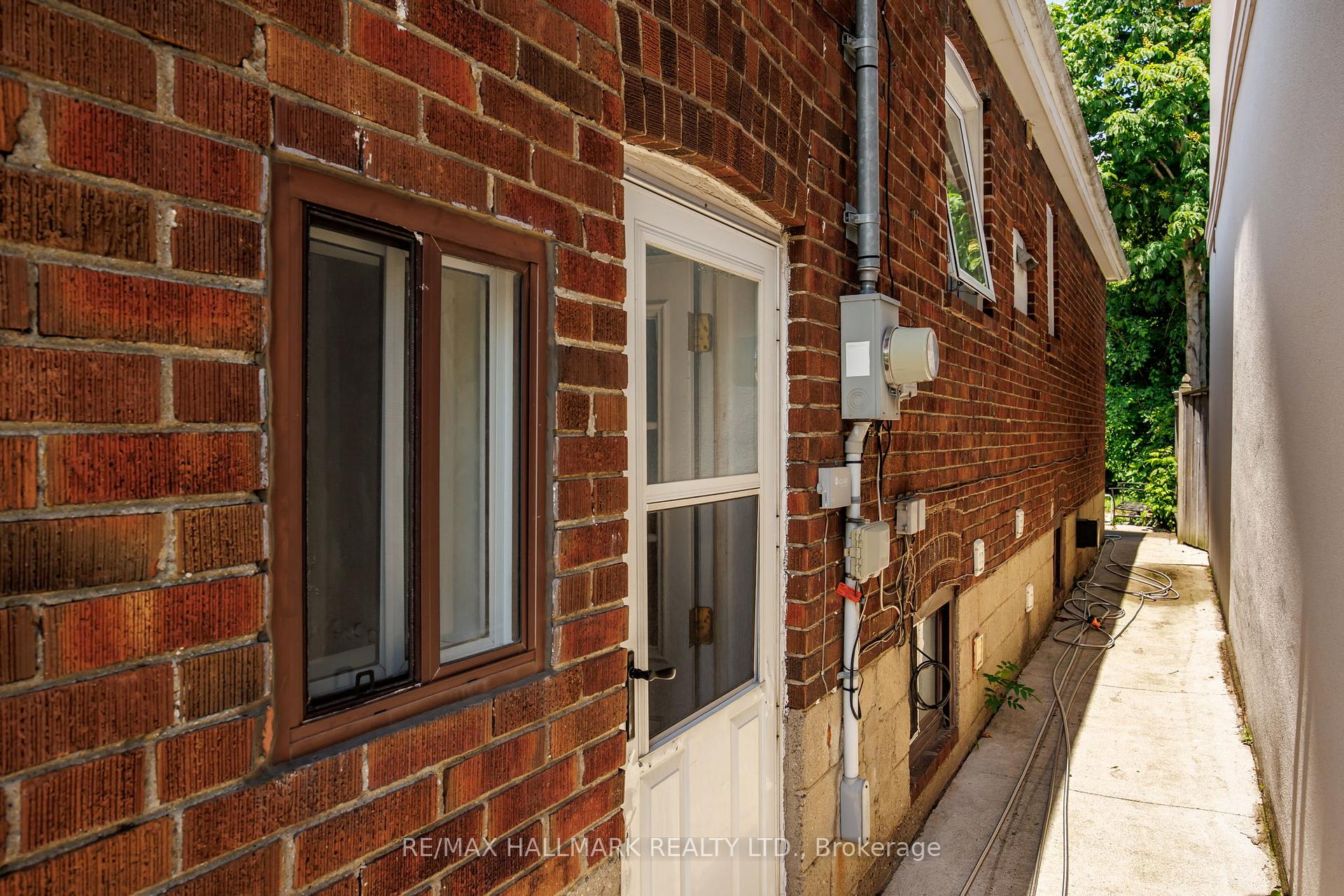 Property photo 37