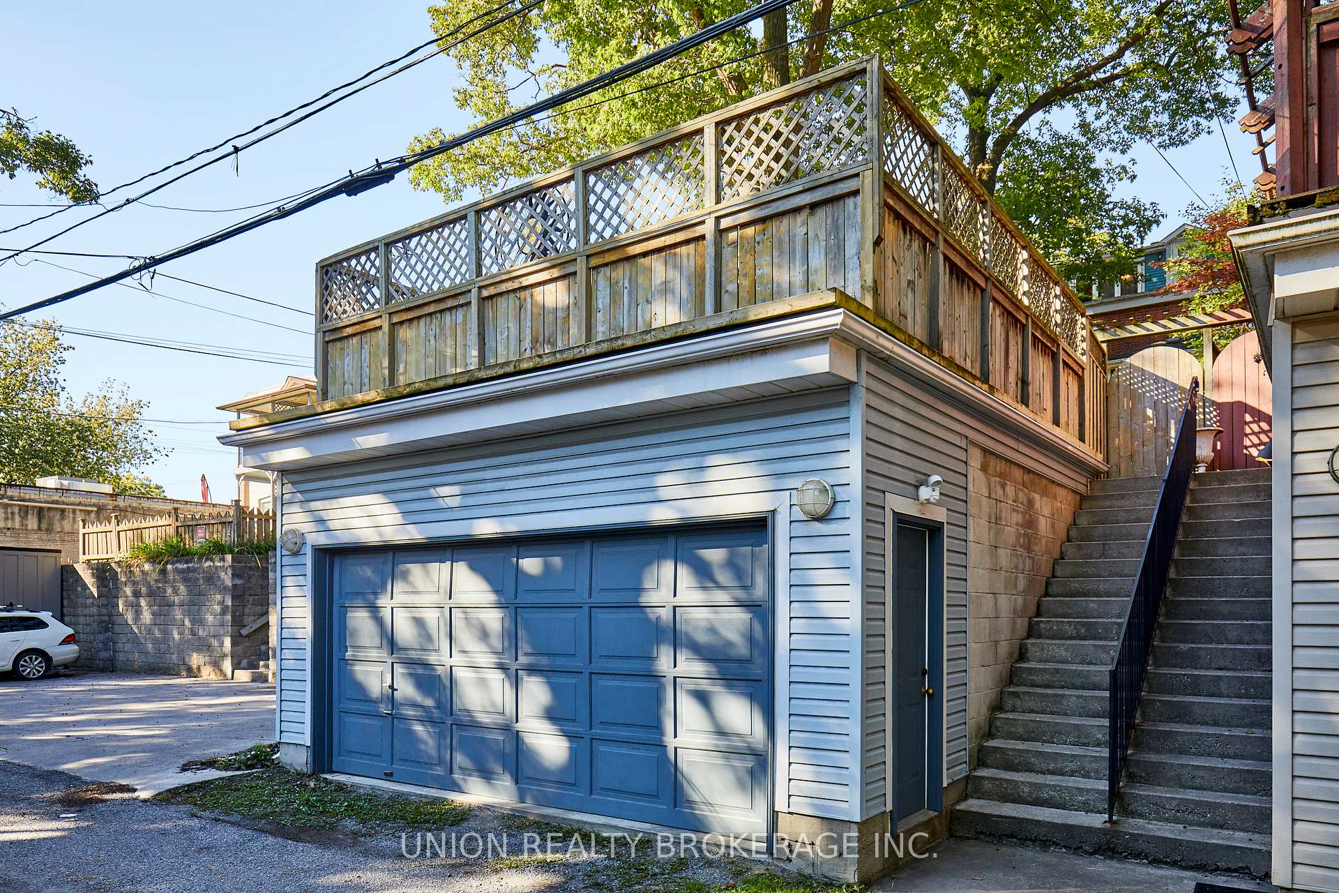Property photo 31