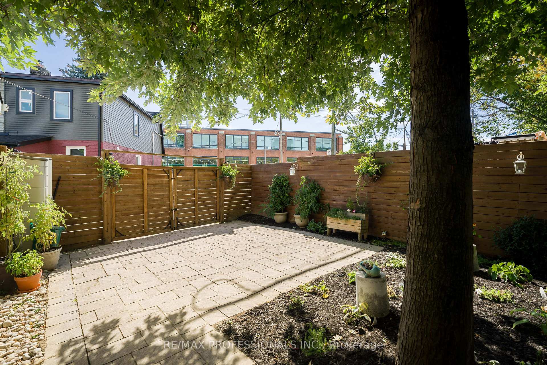 Property photo 46