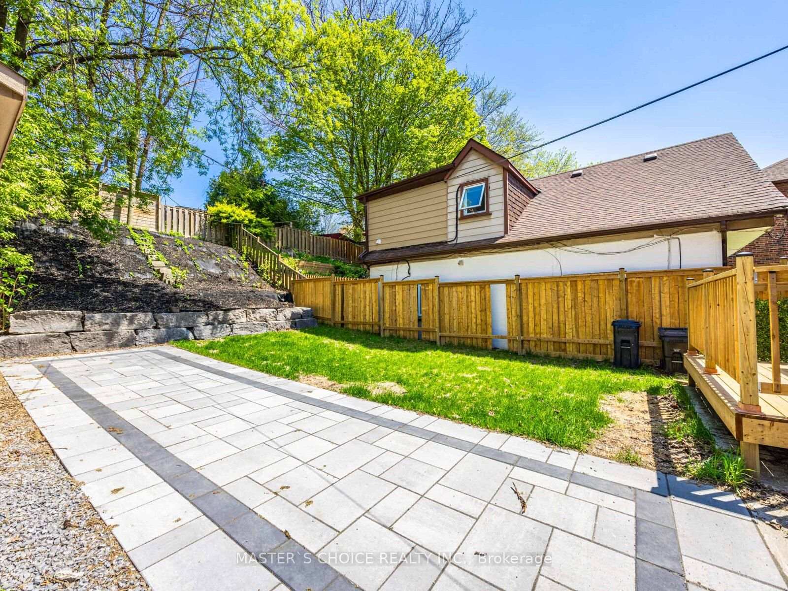 Property photo 34