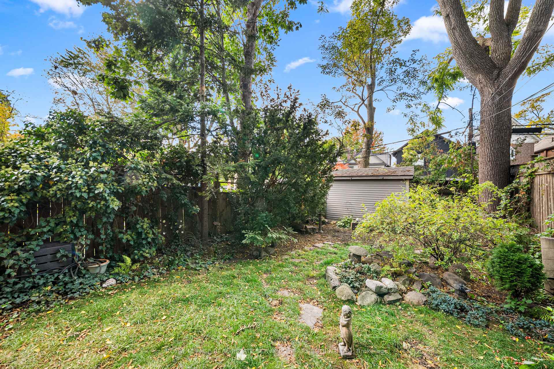 Property photo 28