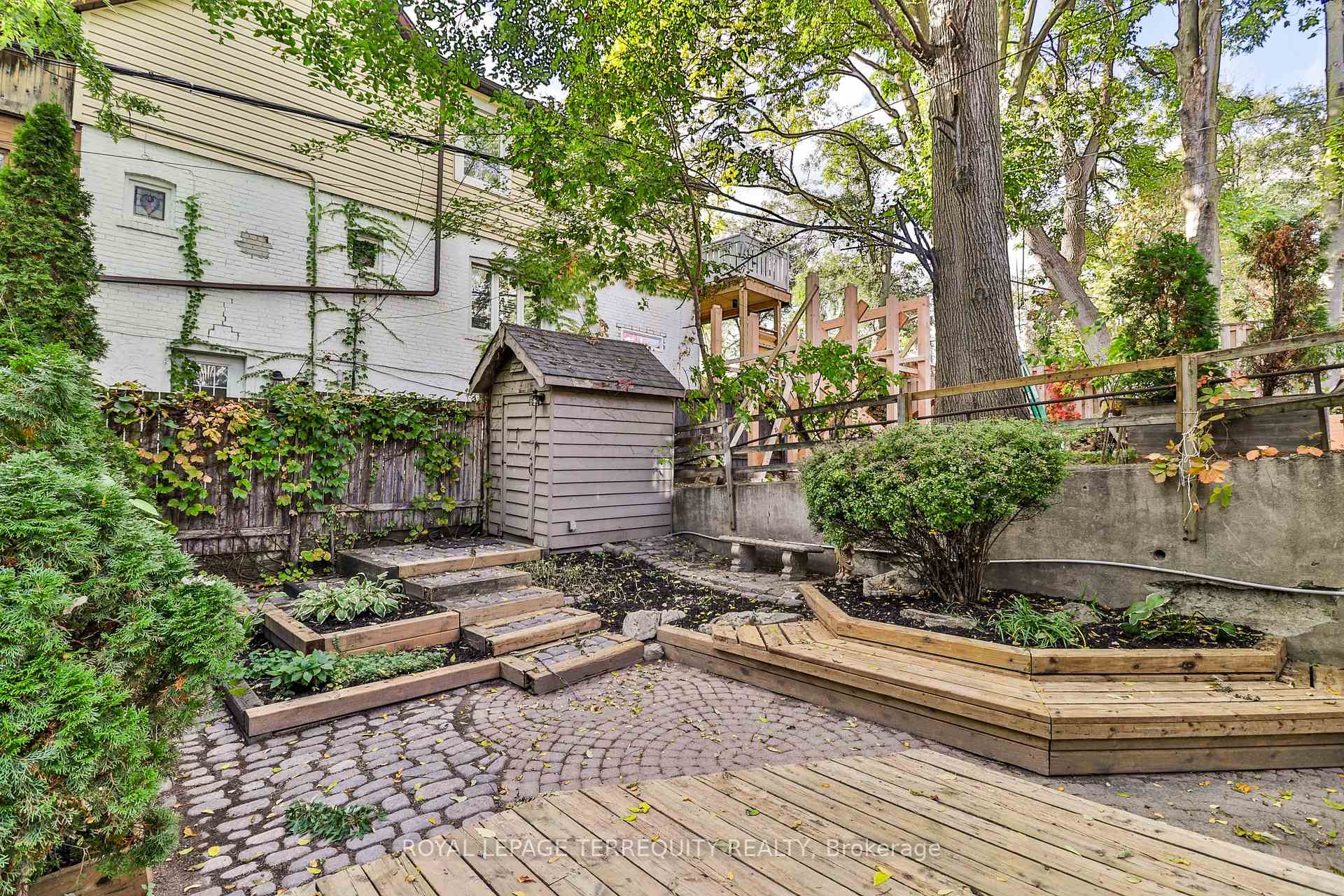 Property photo 23