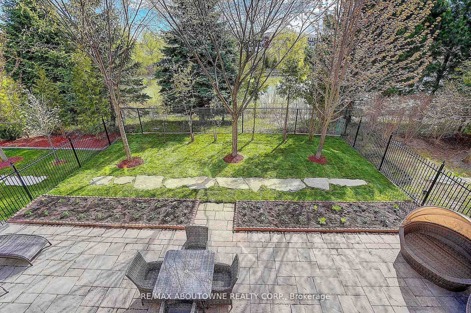 Property photo 35