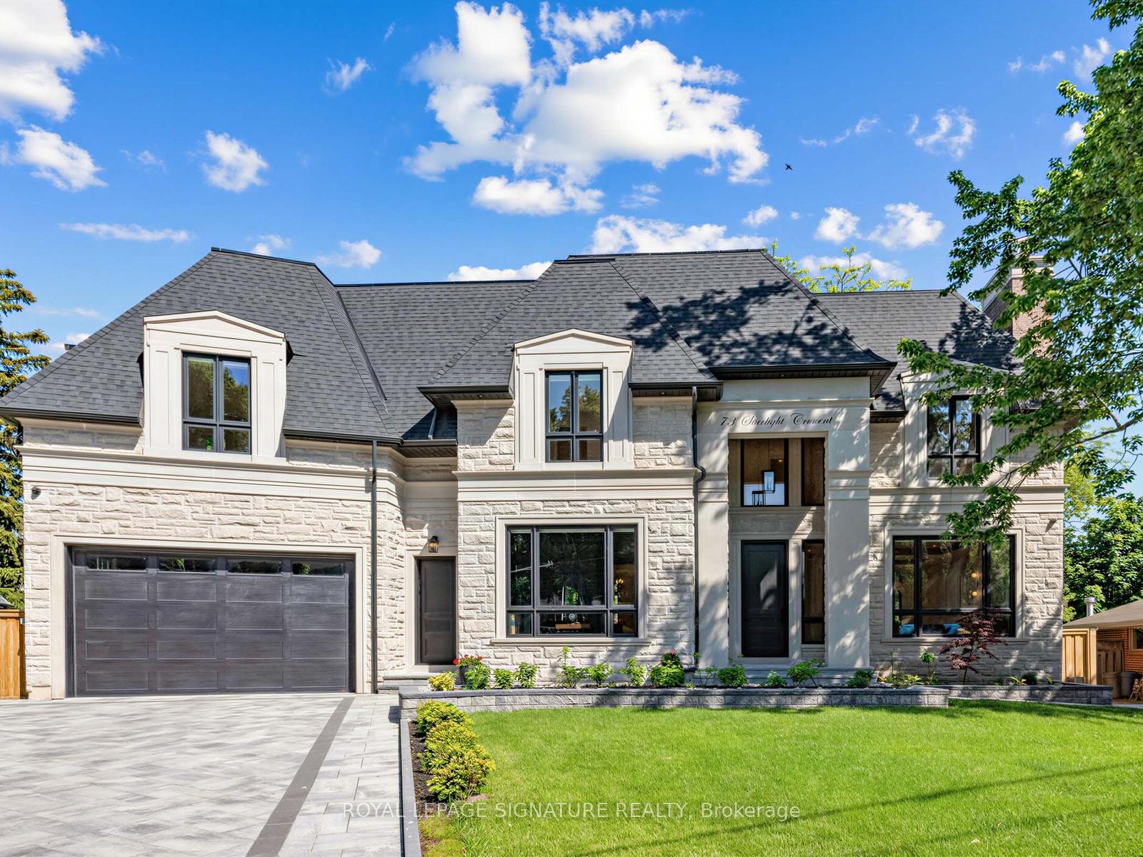 73 Starlight Crescent