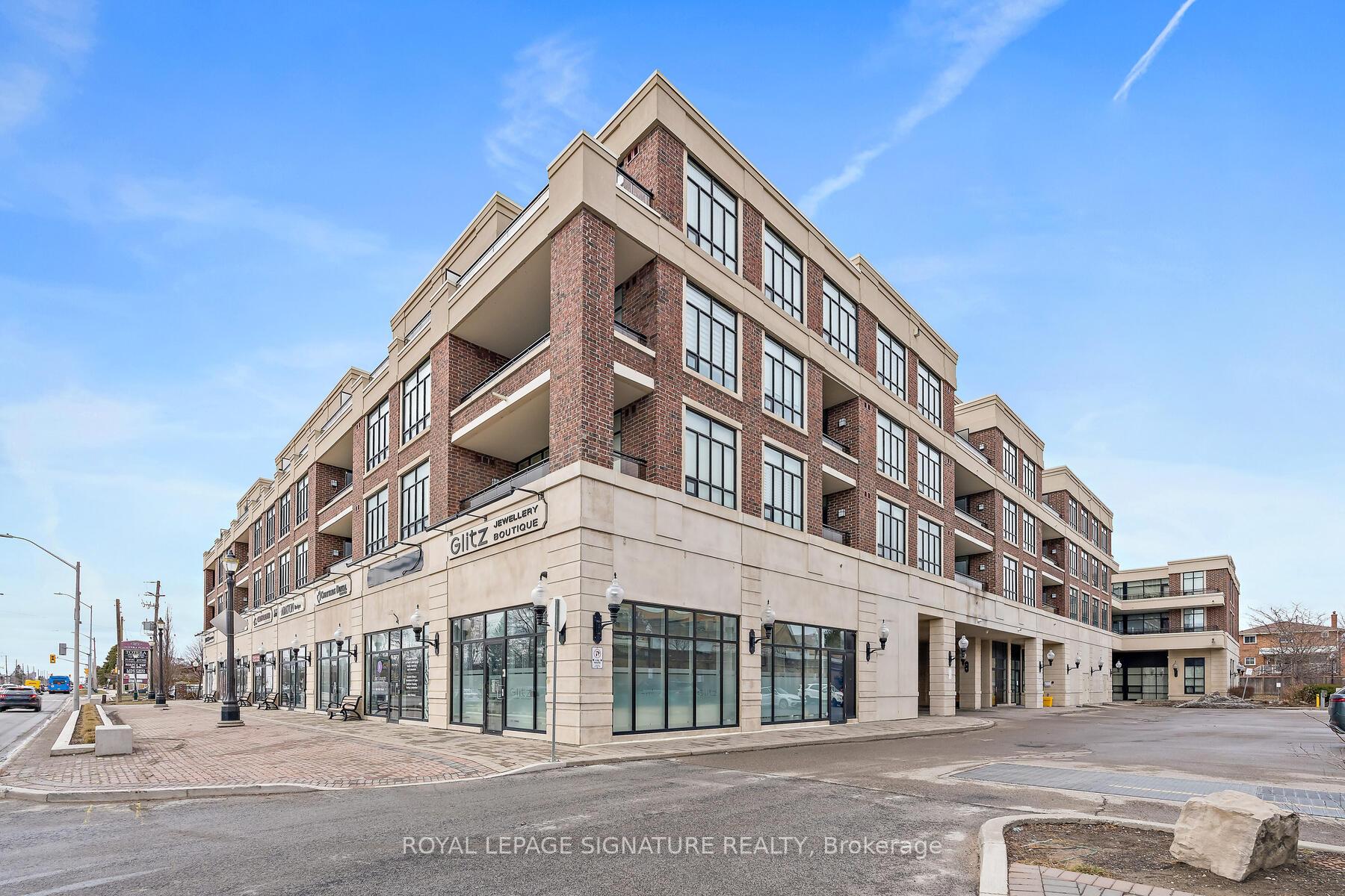 220 – 2396 Major Mackenzie Drive W