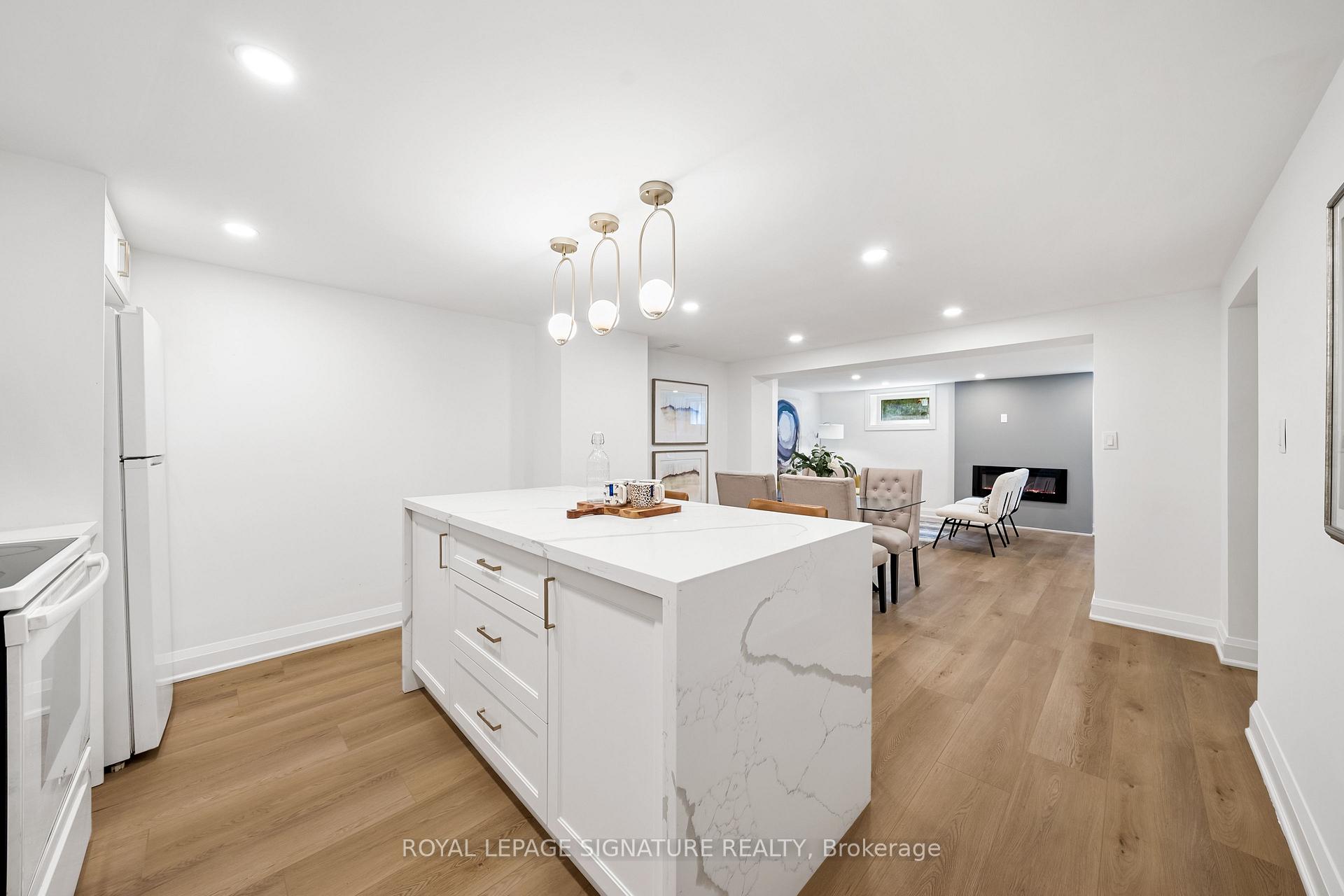 Lower – 247 Kathryn Crescent