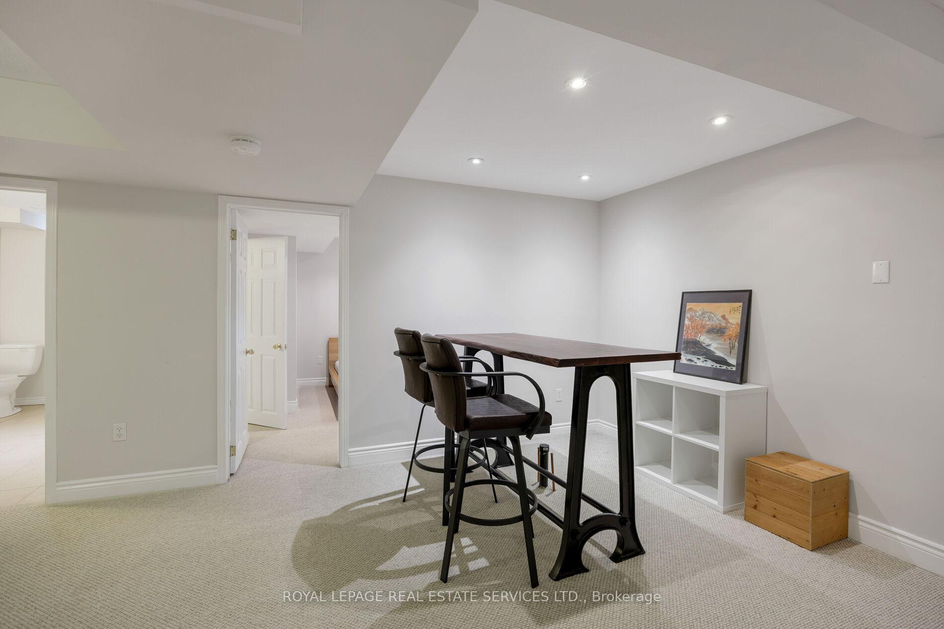 Property photo 32