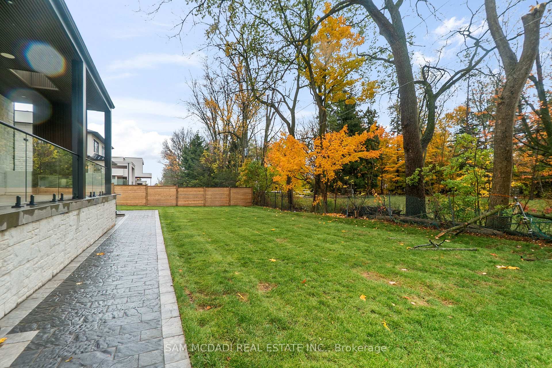 Property photo 44