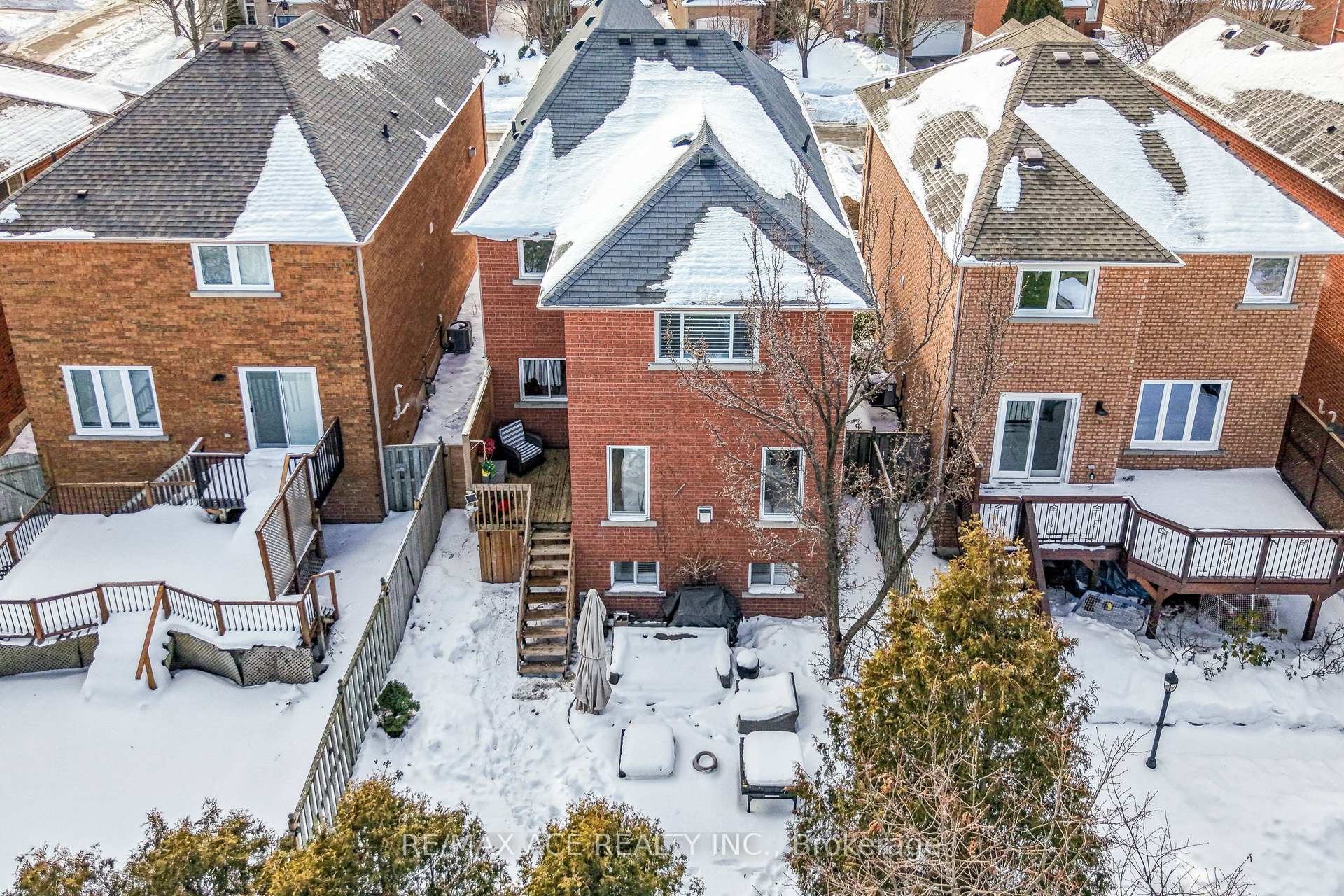 Property photo 37
