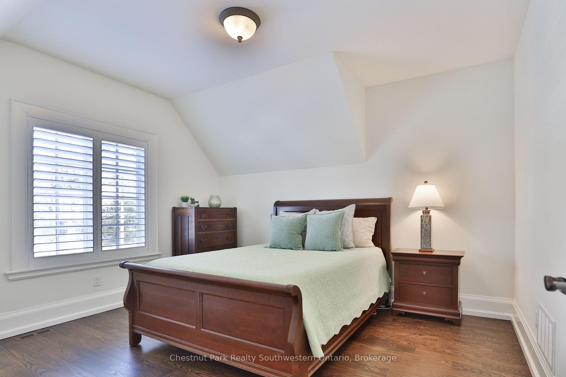 Property photo 25
