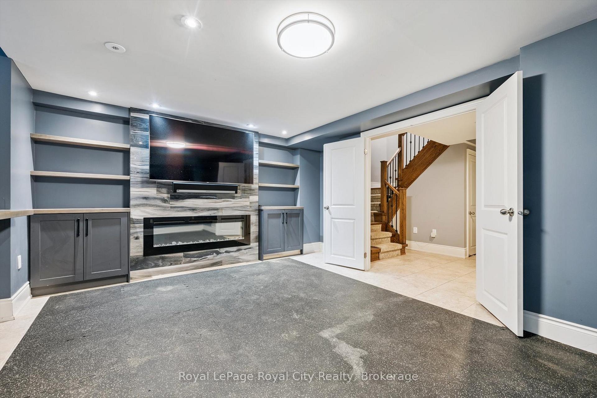 Property photo 37
