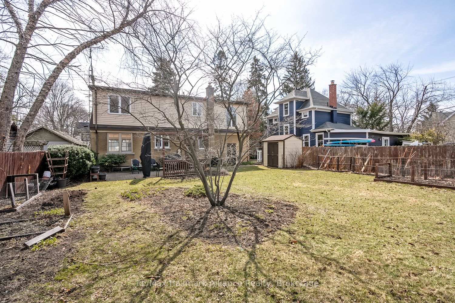Property photo 33