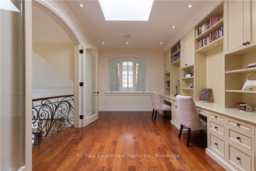 Property photo 31