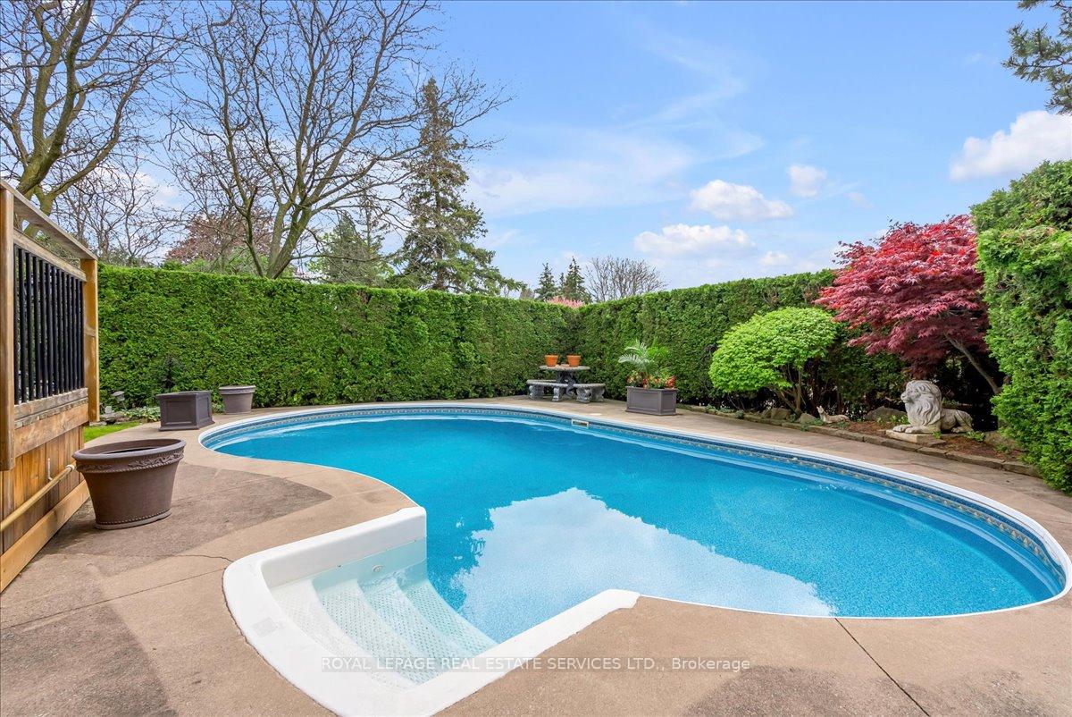 Property photo 38