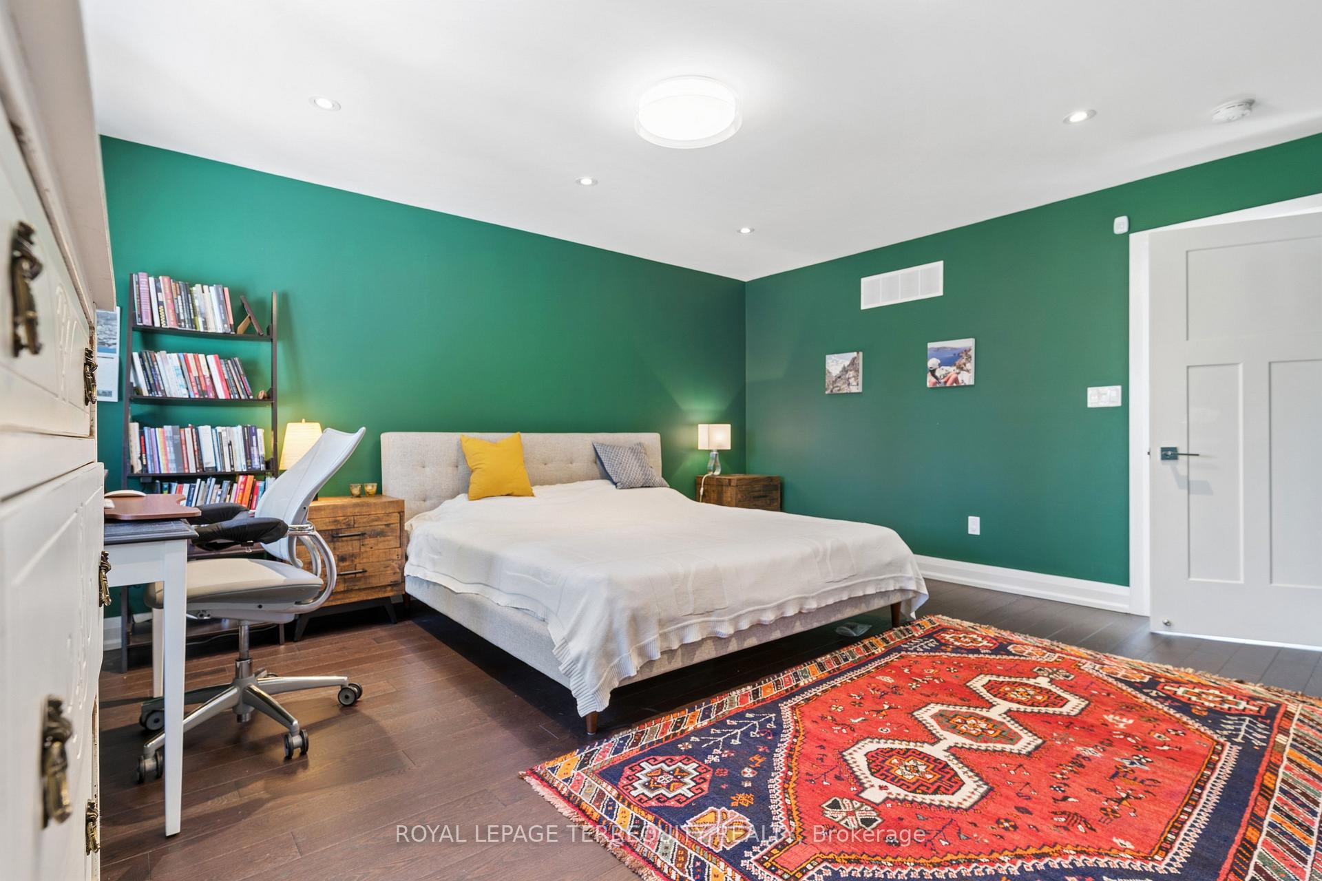 Property photo 28