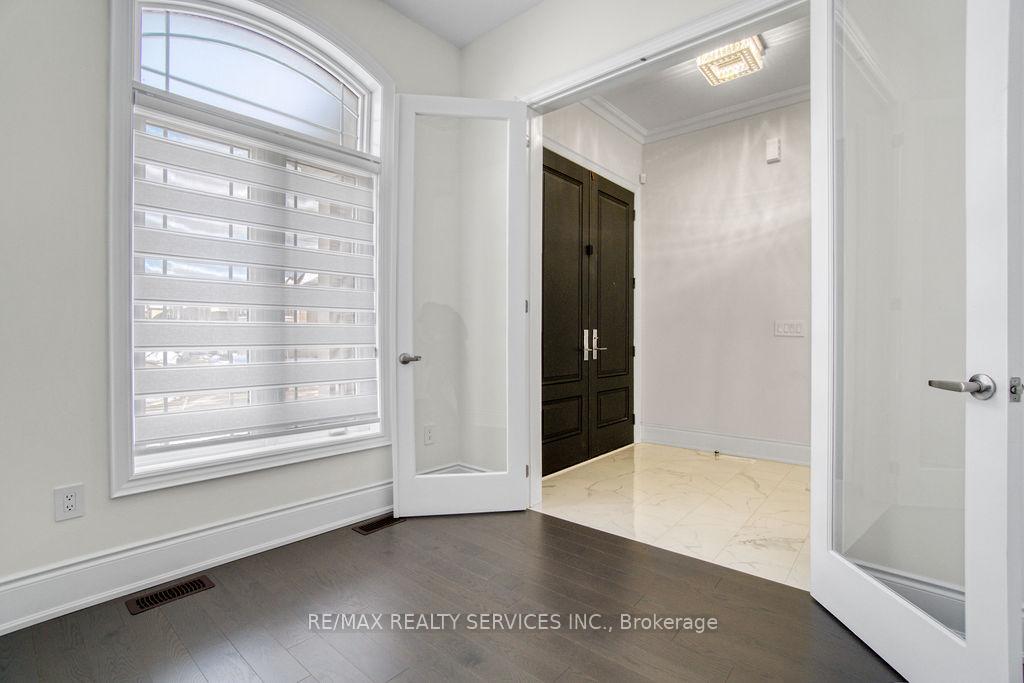 Property photo 44