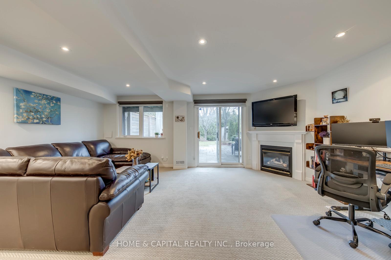 Property photo 32