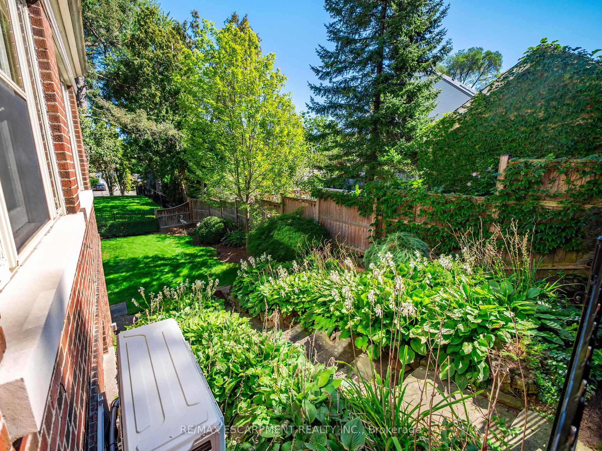 Property photo 40