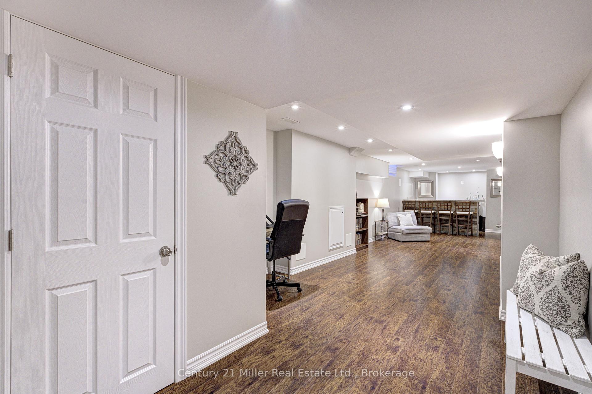 Property photo 35
