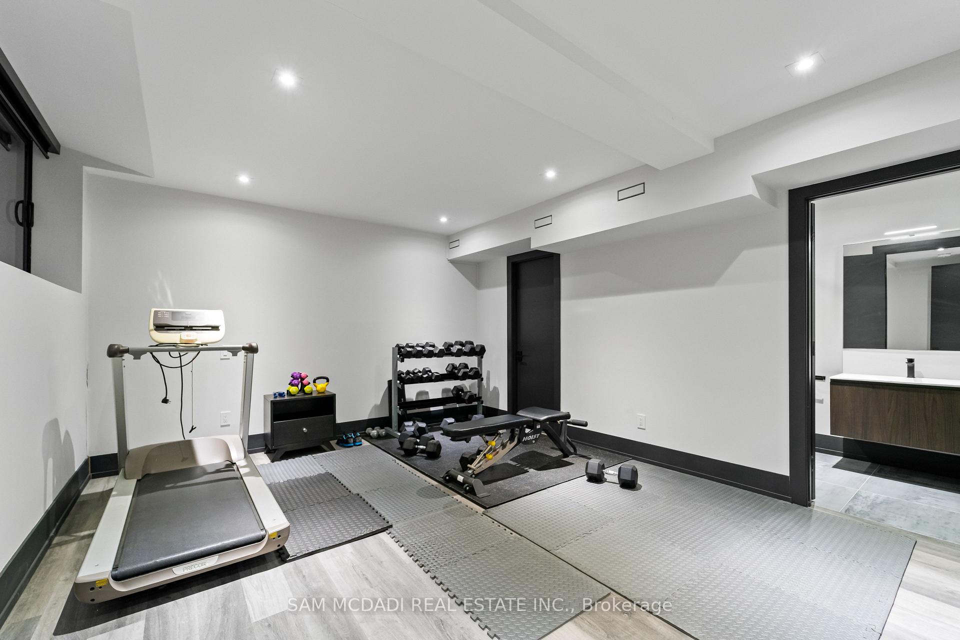 Property photo 35